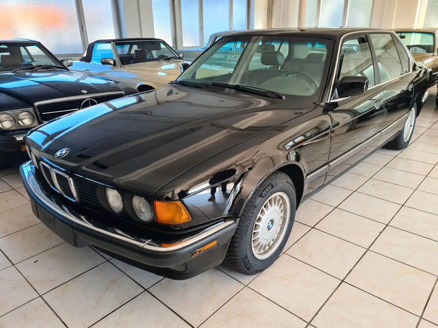 BMW 735 IL  USA ohne Rost Negro - 1