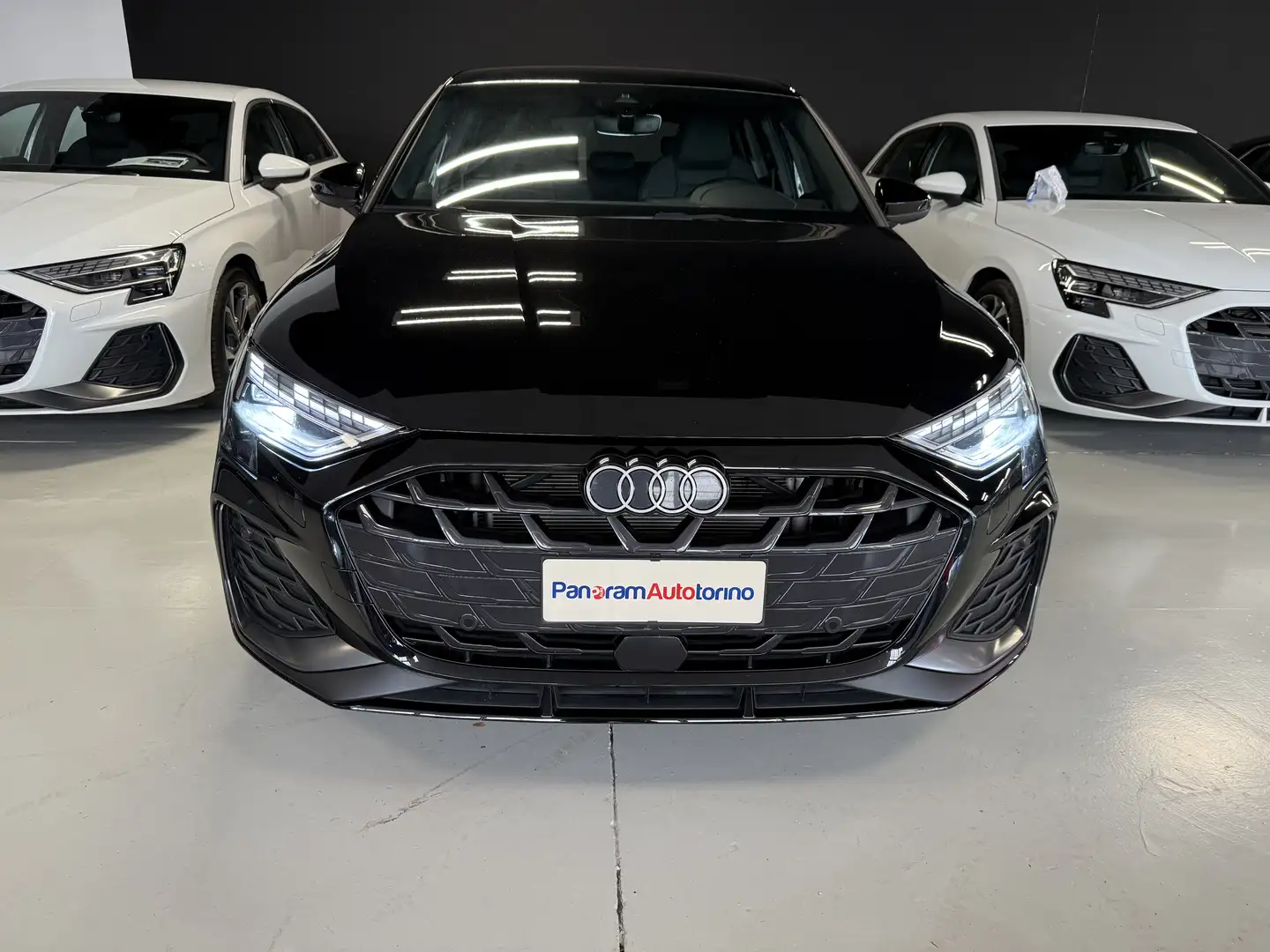 Audi A3 SPB 35 TFSI S tronic S line edition Schwarz - 2