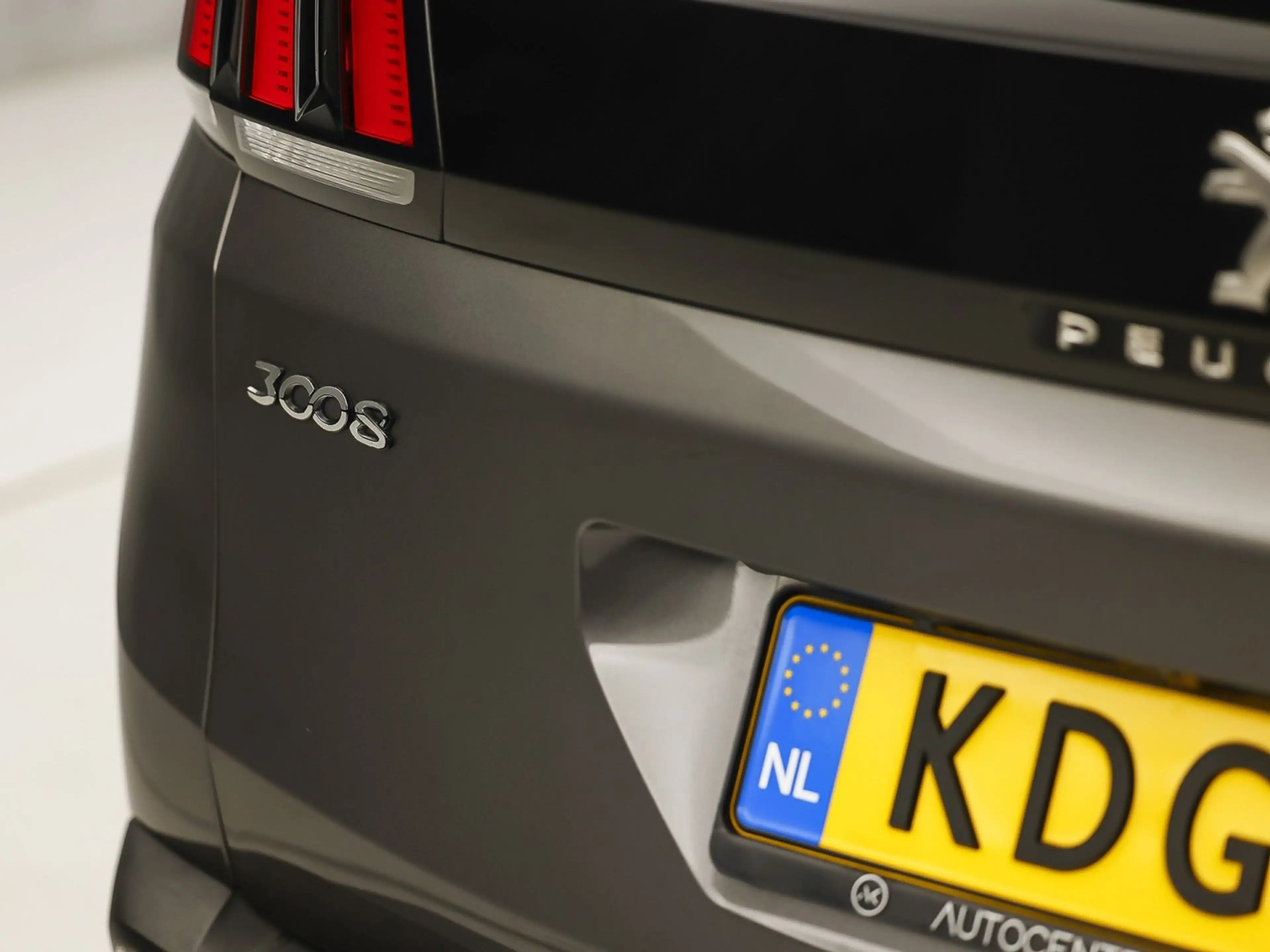 Peugeot 3008 1.2 PureTech GT Automaat (PANORAMADAK, APPLE CARPL — photo 28