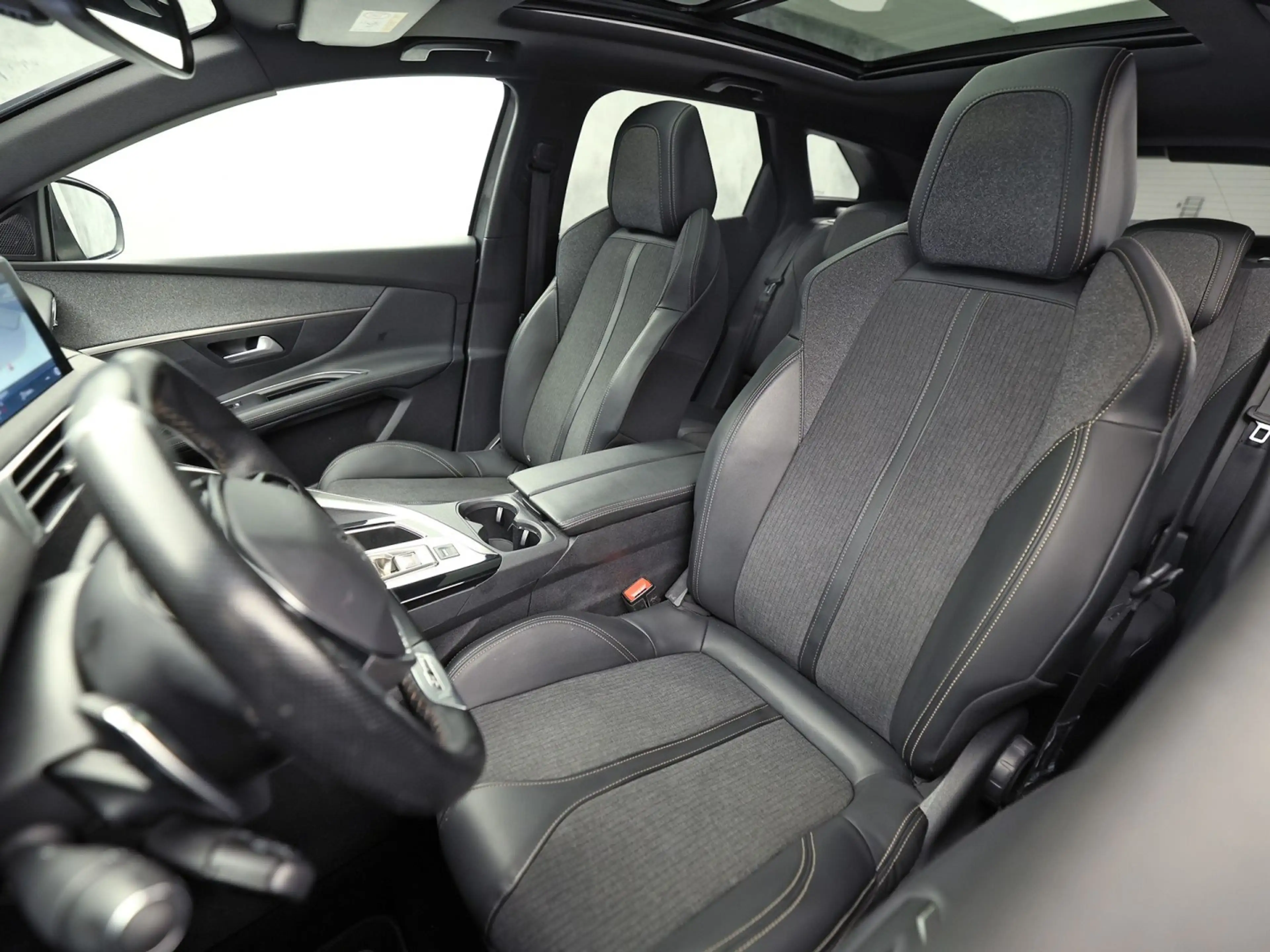 Peugeot 3008 1.2 PureTech GT Automaat (PANORAMADAK, APPLE CARPL — photo 16