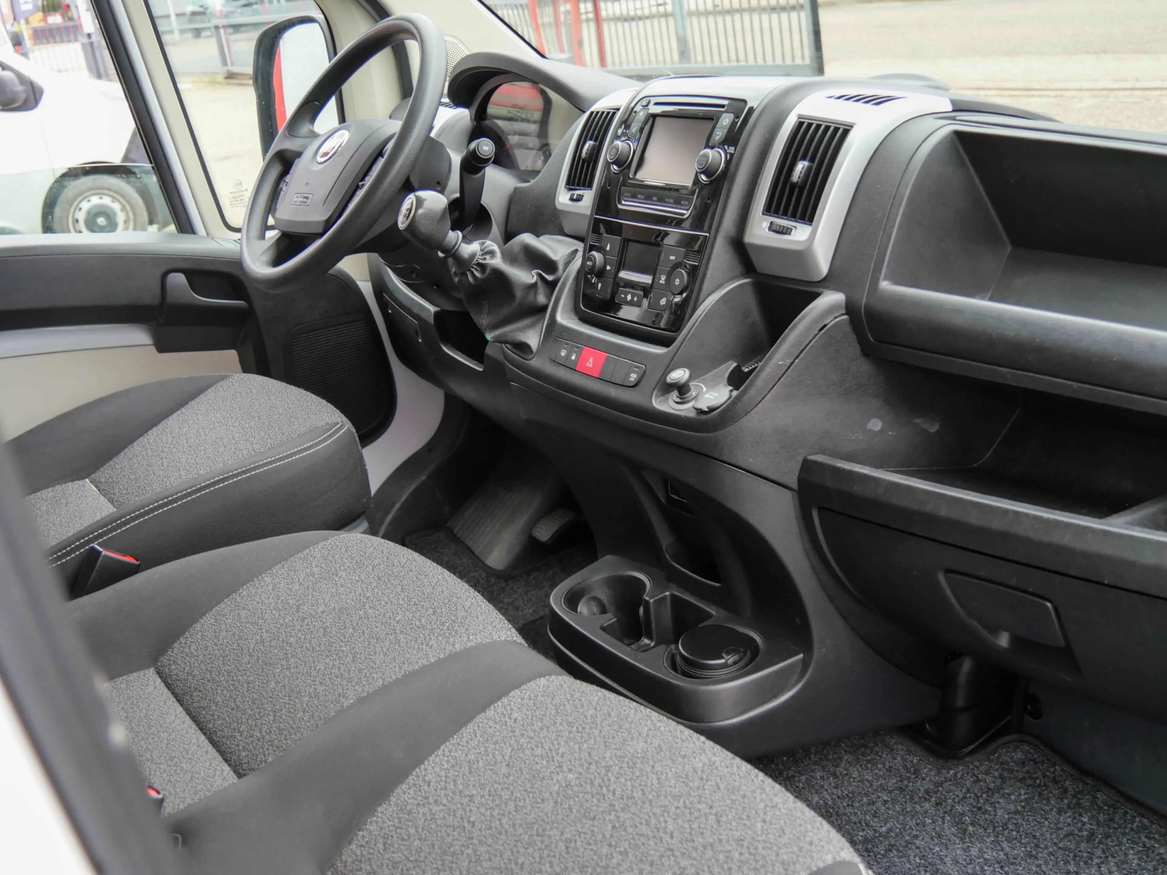 Fiat Ducato 30 2.3 MultiJet L2H2 | TREKHAAK | NAVIGATIE | CRUI — photo 4