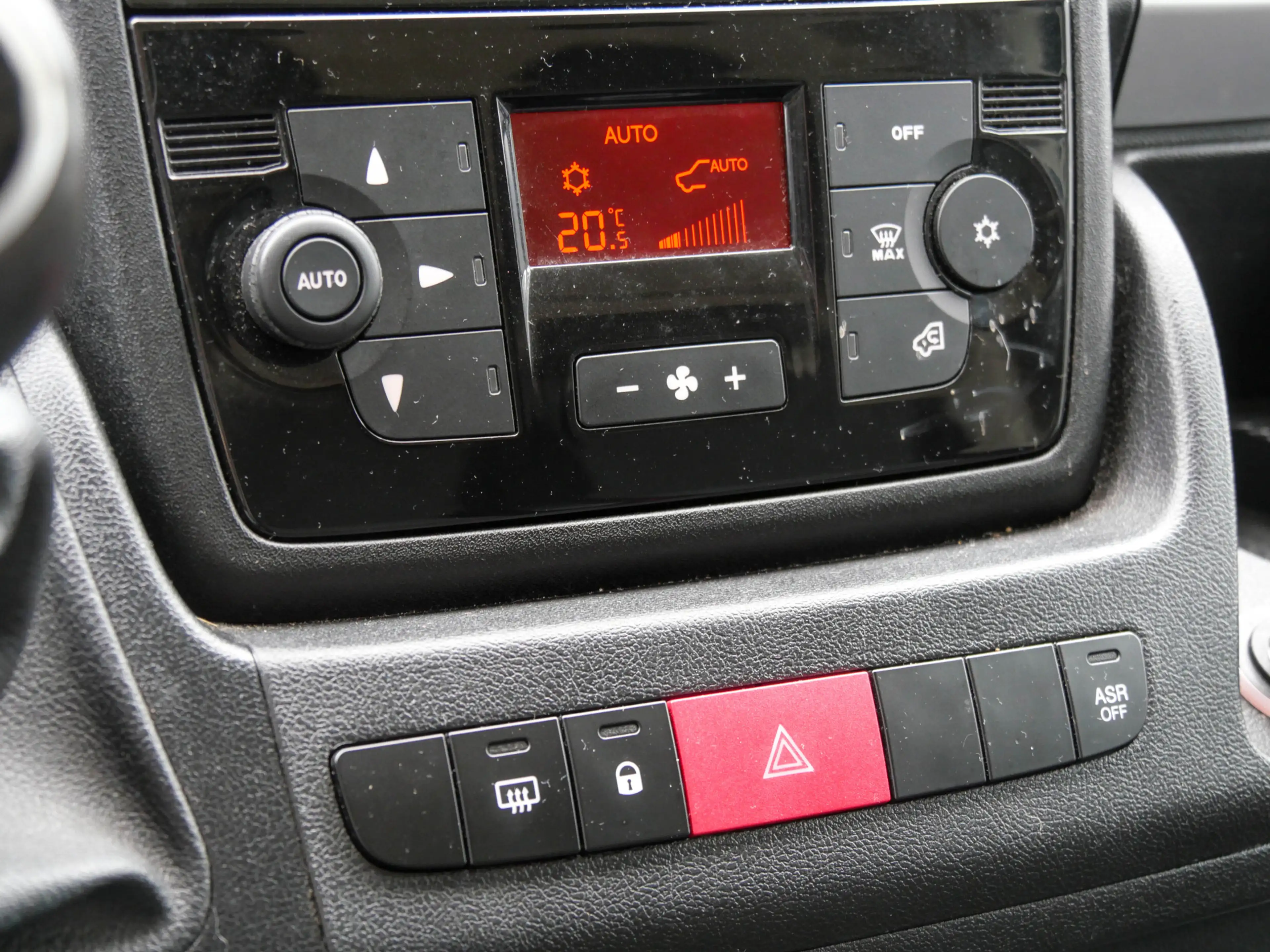 Fiat Ducato 30 2.3 MultiJet L2H2 | TREKHAAK | NAVIGATIE | CRUI — photo 9