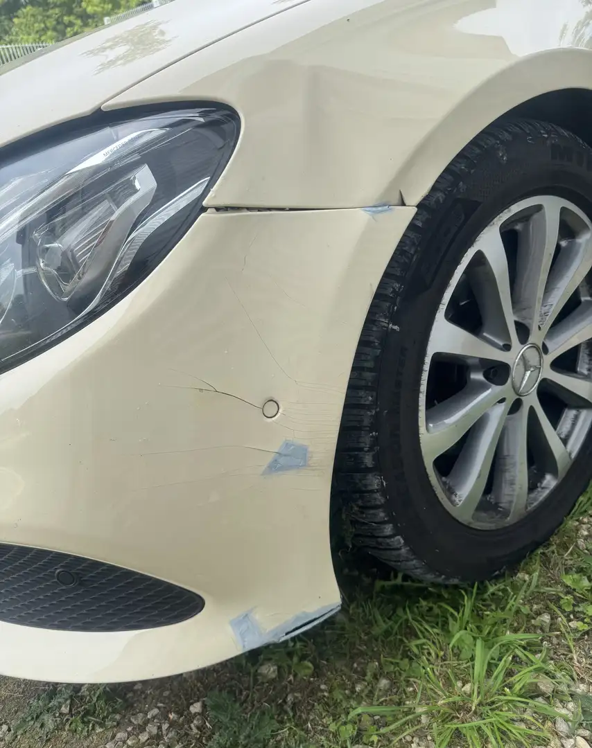 Mercedes-Benz E 200 d T 9G-TRONIC Gelb - 2