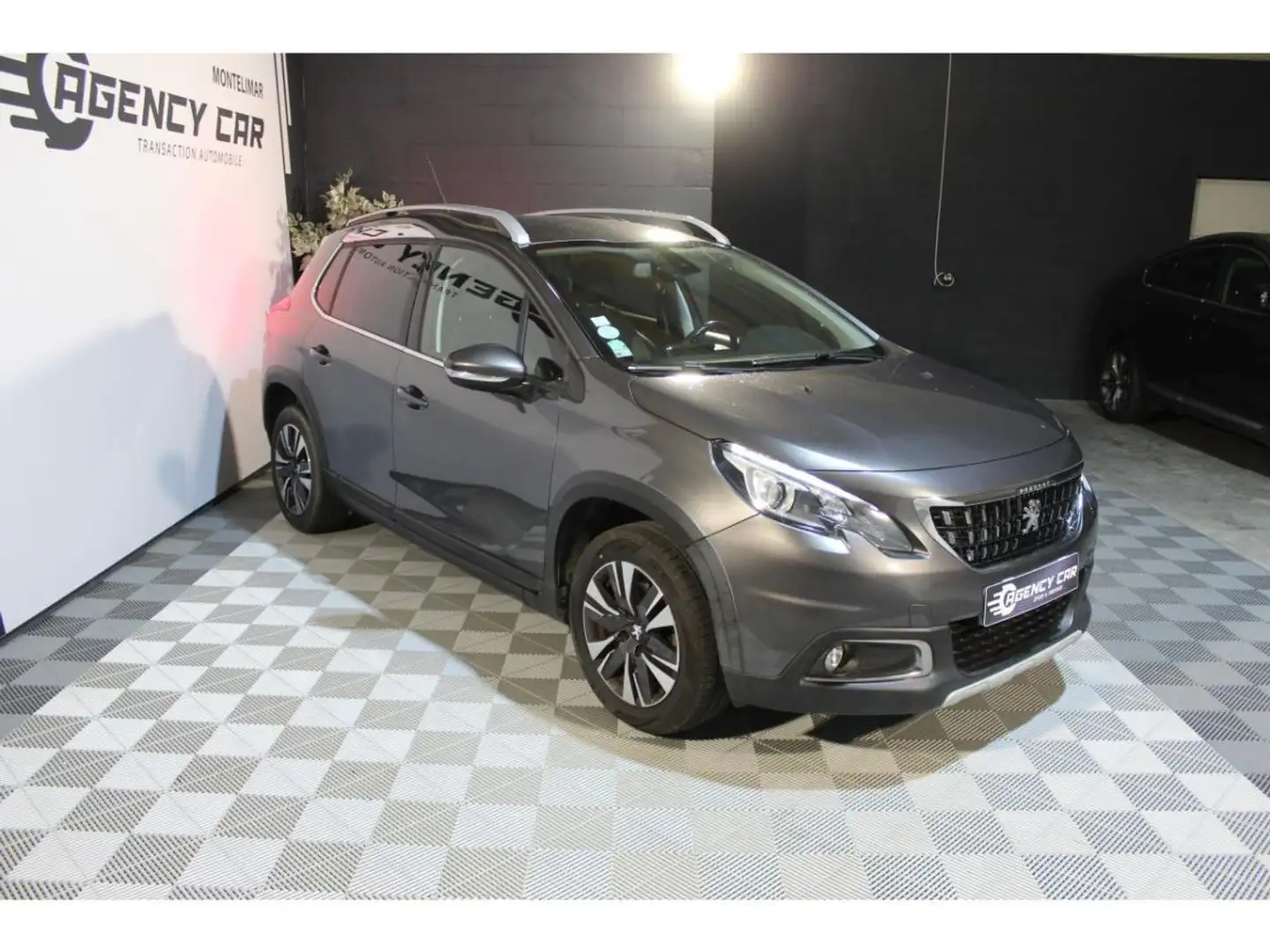 Peugeot 2008 1.5 BlueHDi 100ch Allure - Suivie Gris - 2