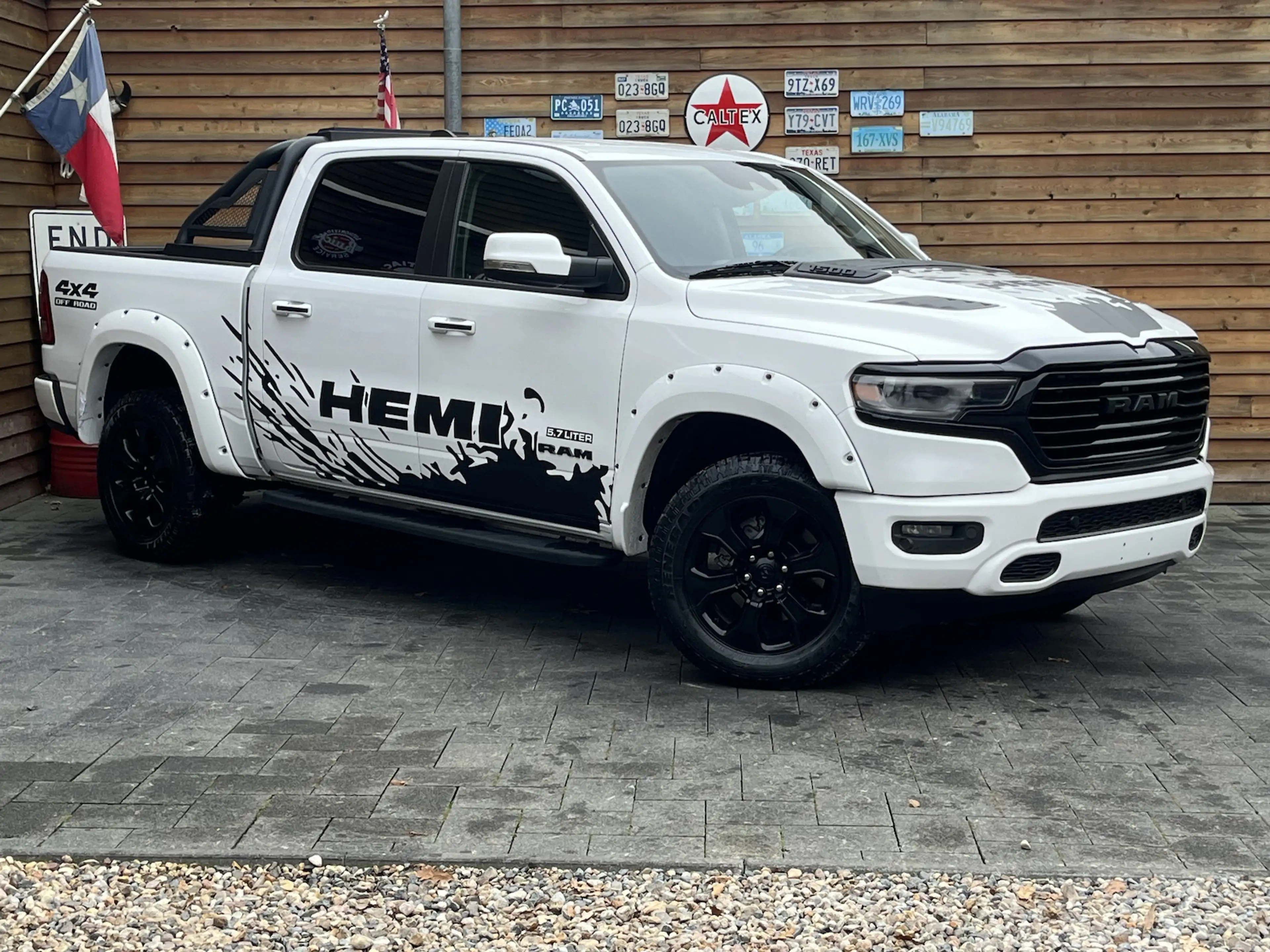 Dodge RAM 1500 Laramie LED AHK LPG Memory LPG — photo 3