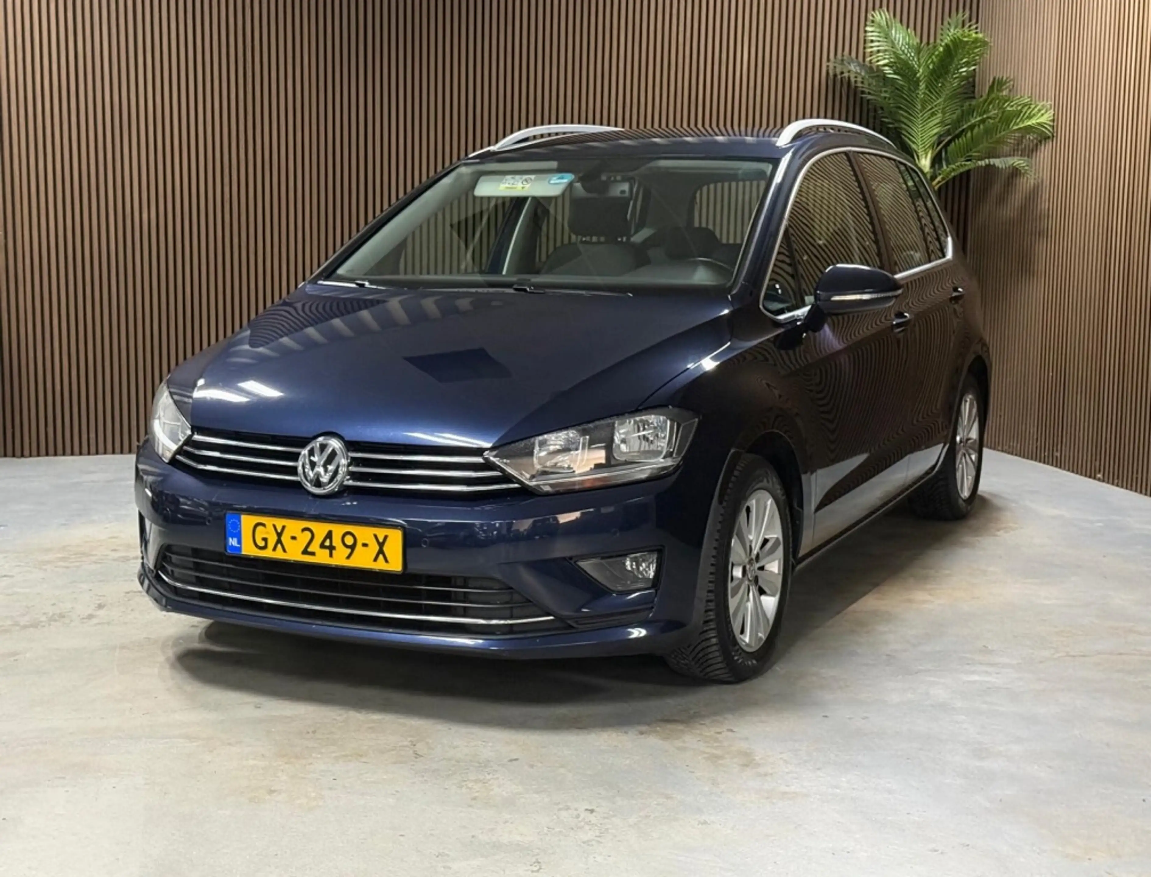 Volkswagen Golf Sportsvan 1.4 TSI Highline — photo 2