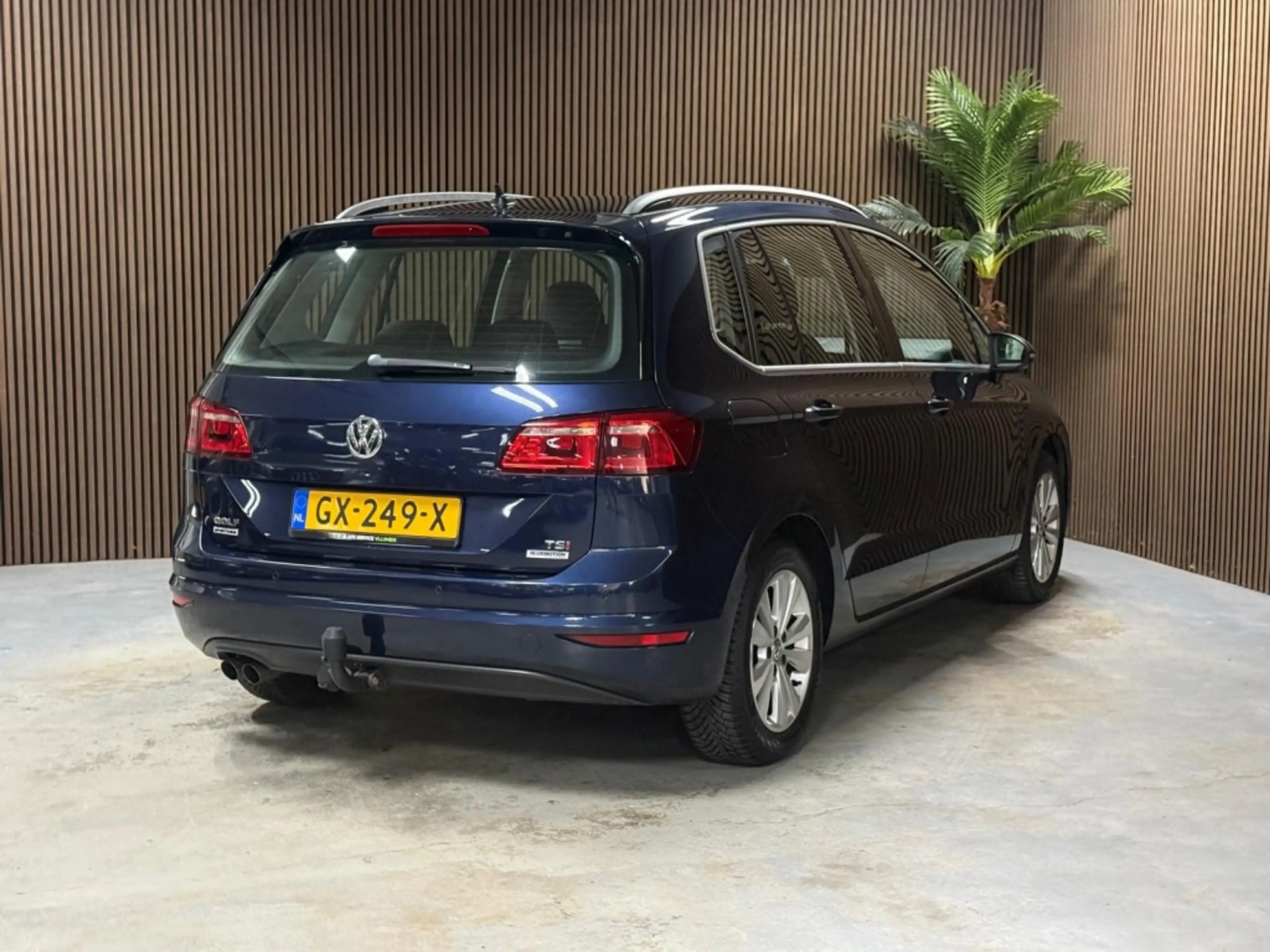 Volkswagen Golf Sportsvan 1.4 TSI Highline — photo 6