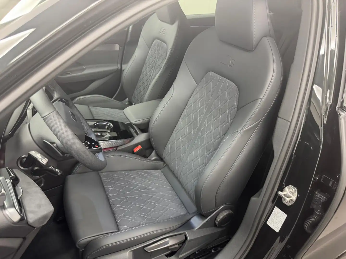 Audi A6 Avant TDI quattro 204ch S tronic Vert - 2
