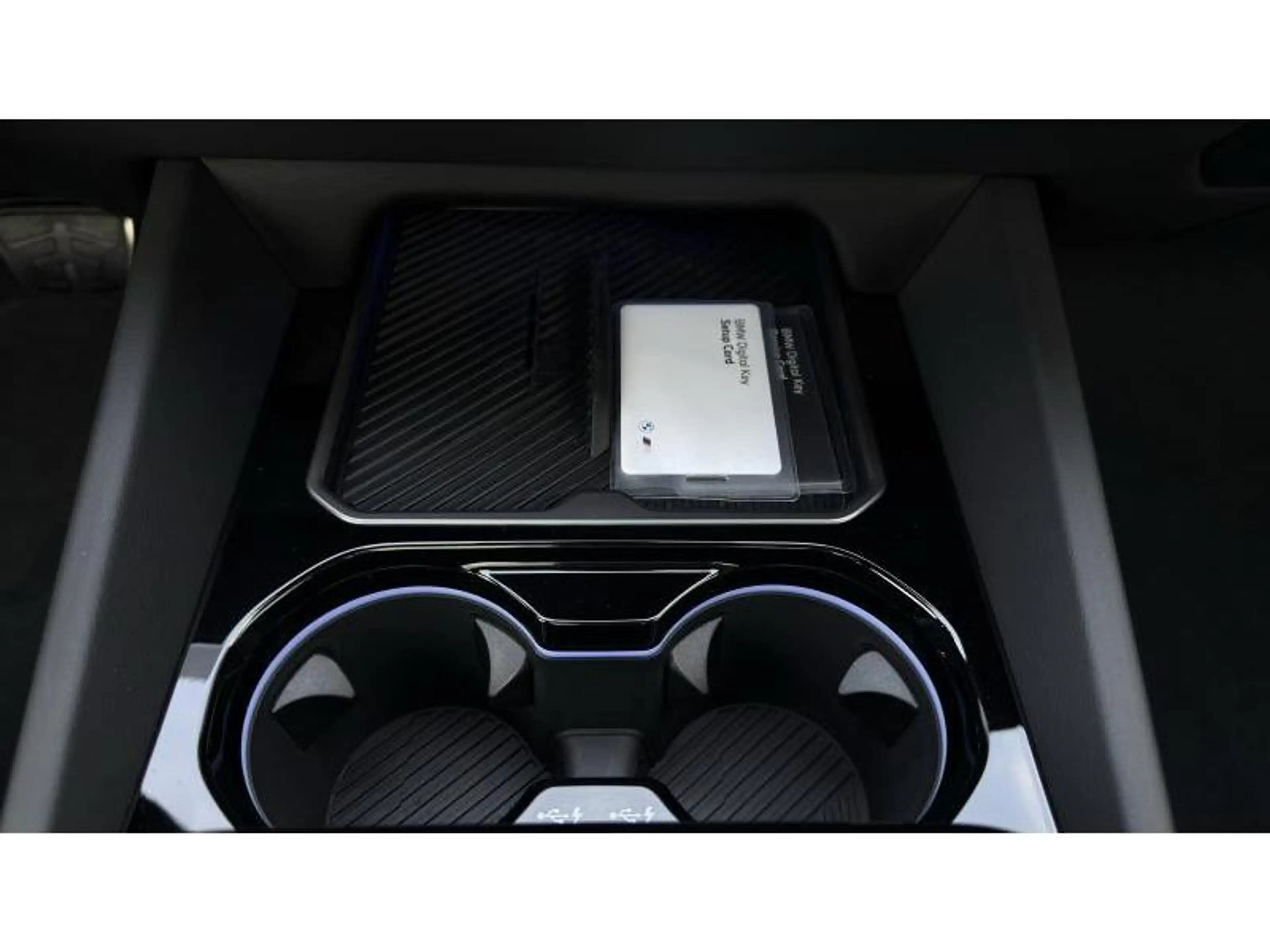 BMW i5 M60 M Sport Pack Pro Toit *FULL OPTIONS* Sièges V — photo 13