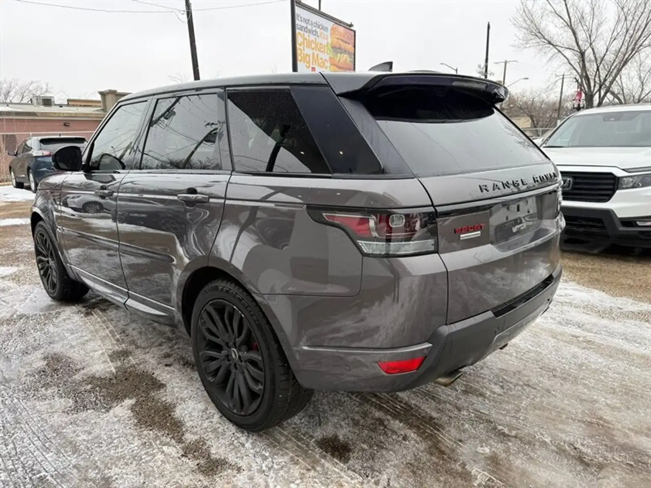 Land Rover Range Rover Sport снимка Land Rover Range Rover Sport