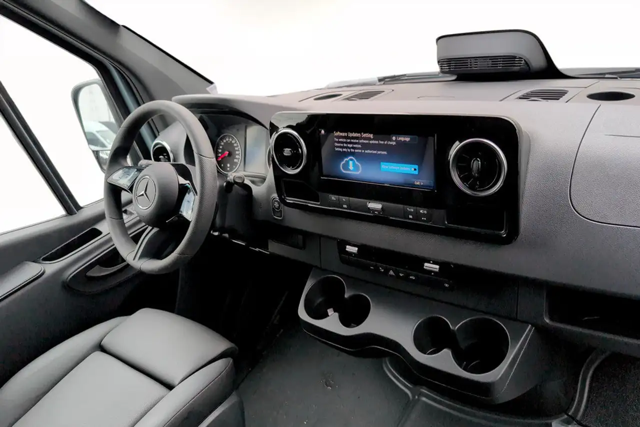 Mercedes-Benz Sprinter снимка Mercedes-Benz Sprinter