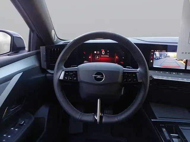 Opel Astra view 15