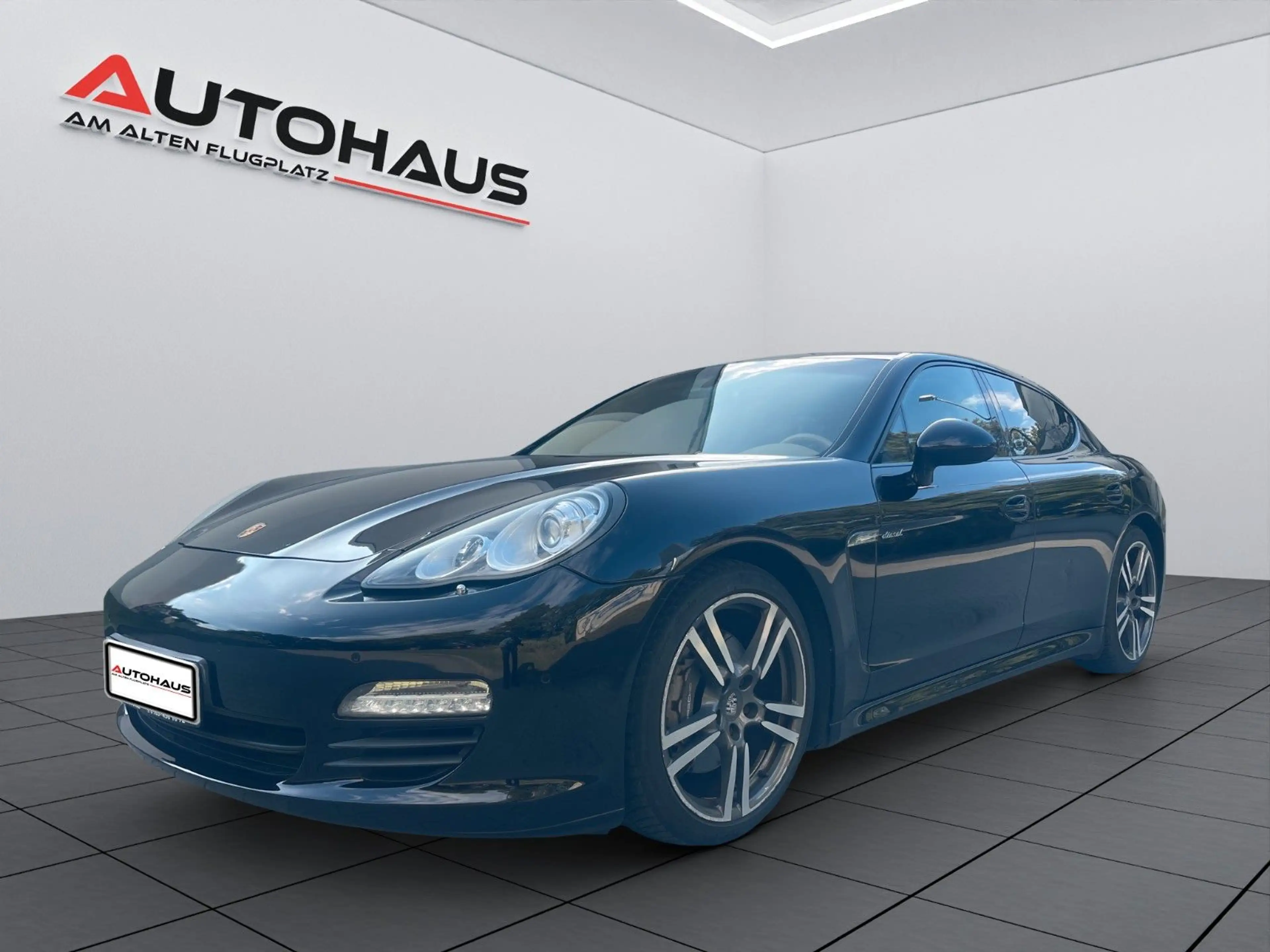 Porsche Panamera Diesel Sport Paket / Beige Leder — photo 7