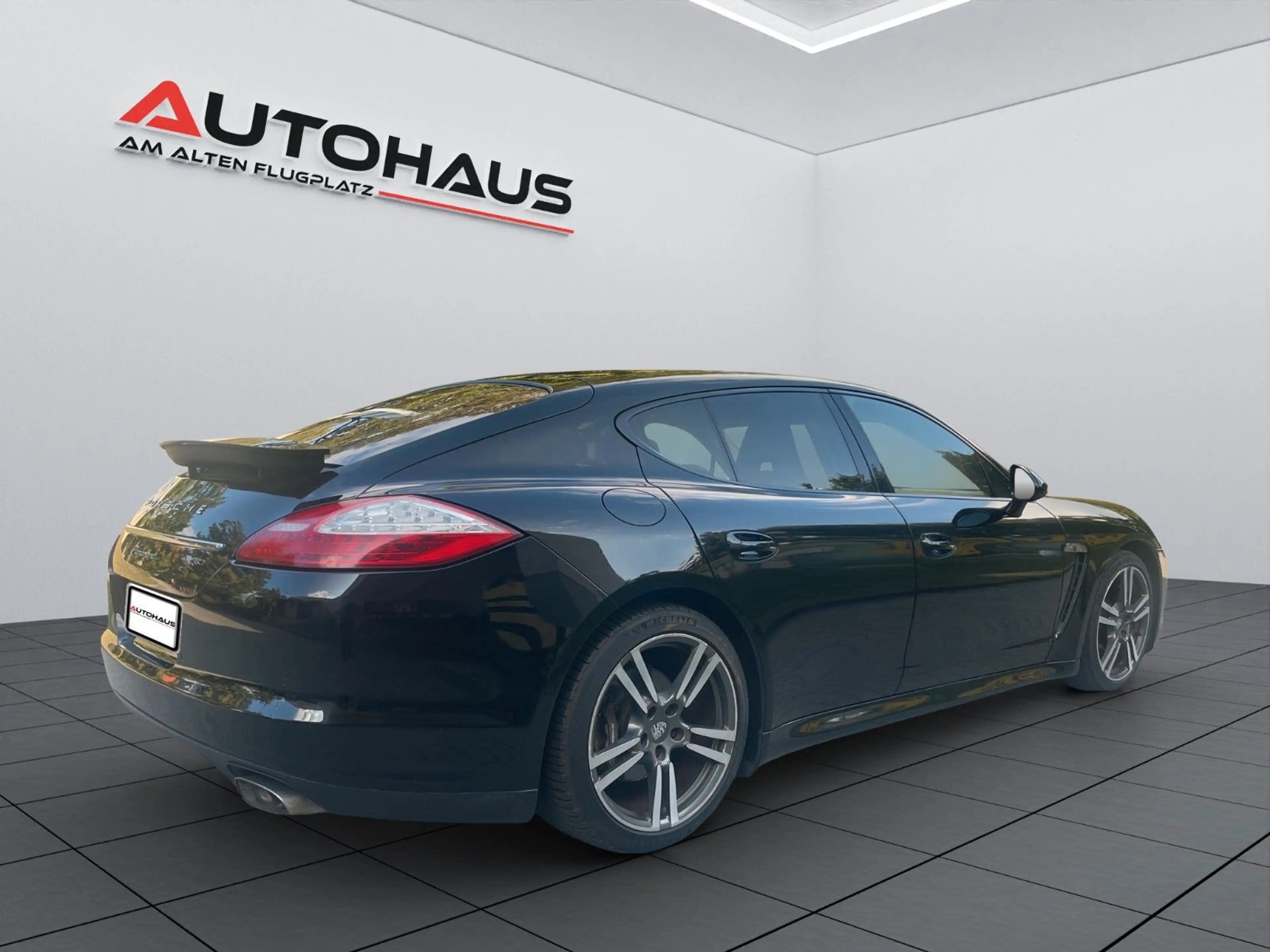 Porsche Panamera Diesel Sport Paket / Beige Leder — photo 6