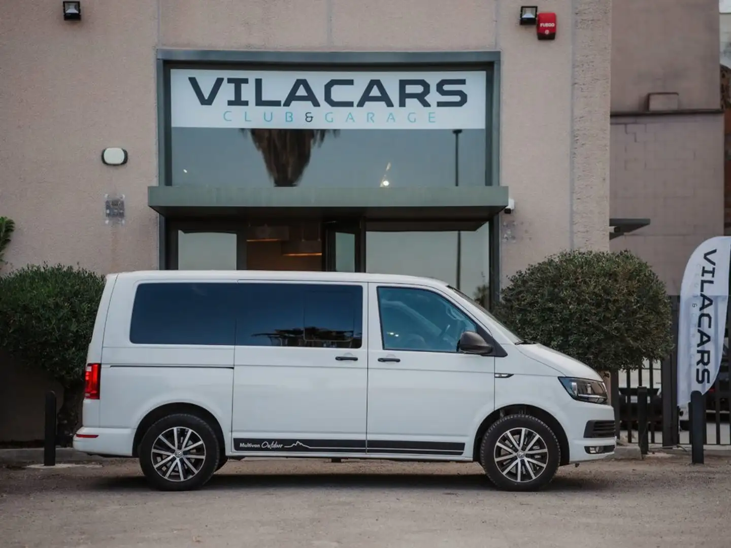 Volkswagen T5 Multivan Outdoor Corto 2.0 TDI 110kW BMT 4Motion Blanco - 2