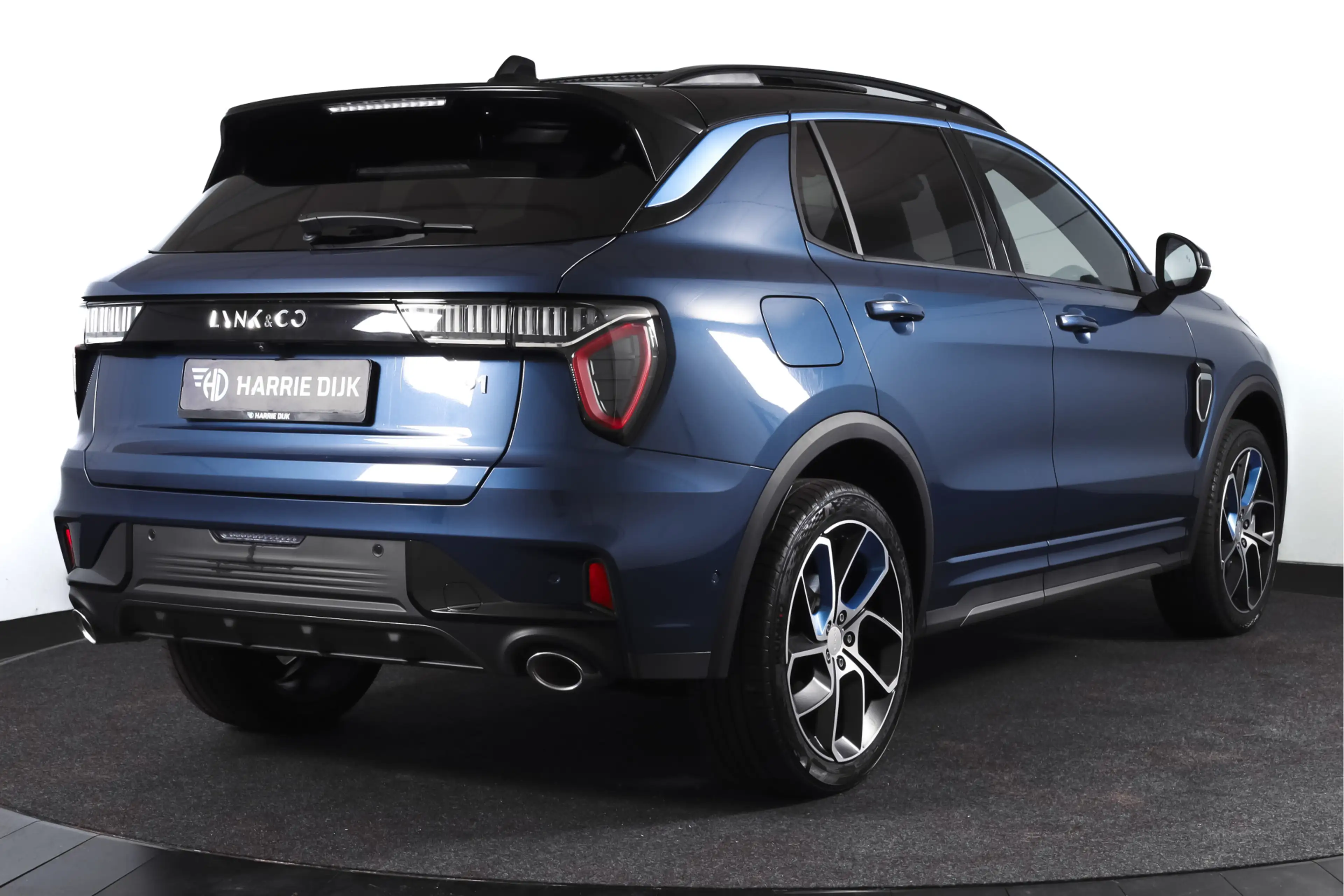 Lynk & Co 01 1.5 PHEV 261PK MY23 | Donkere hemel | 360 Camera | — photo 2