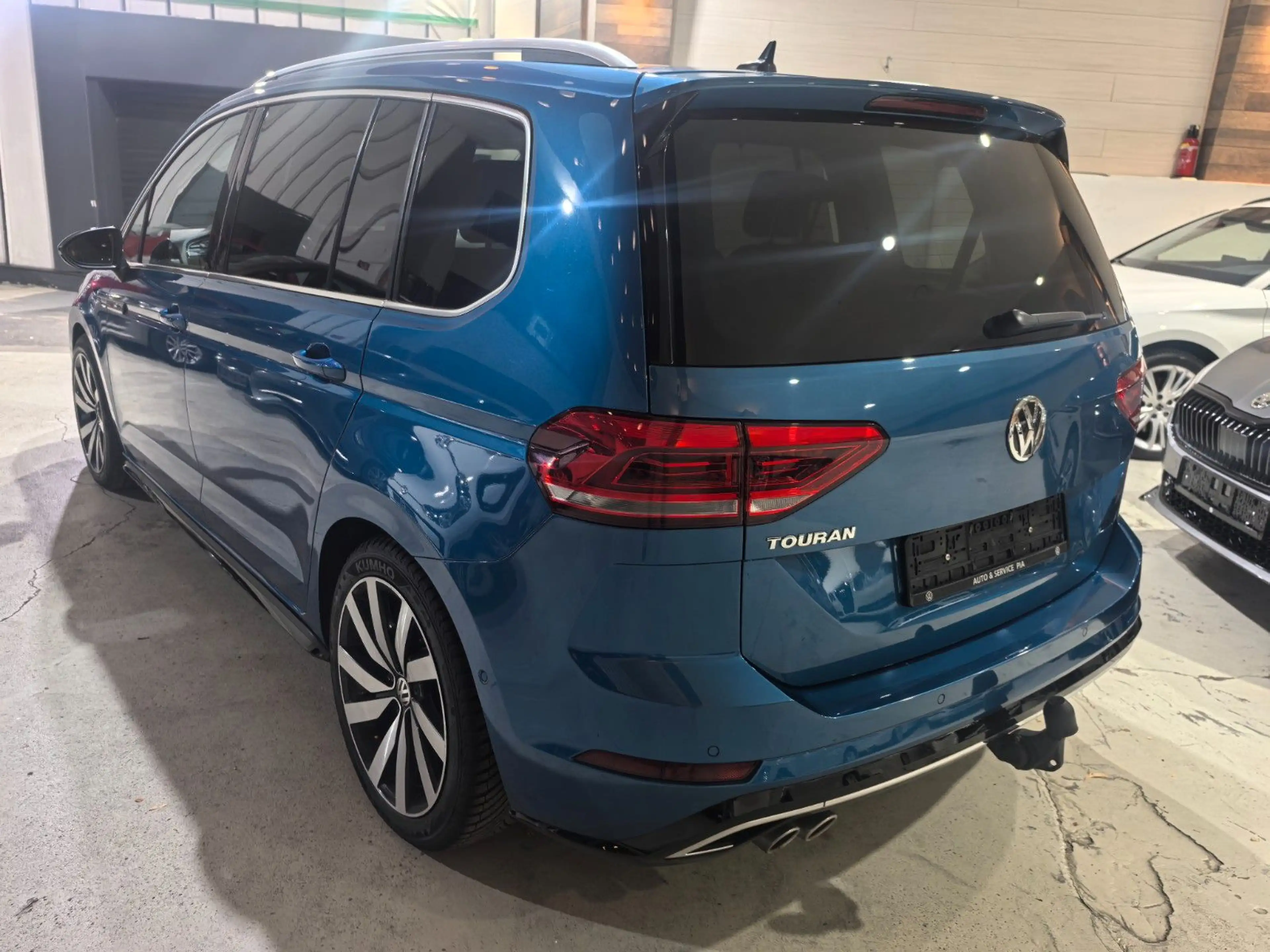 Volkswagen Touran Highline / R-Line / 7-Si — photo 6