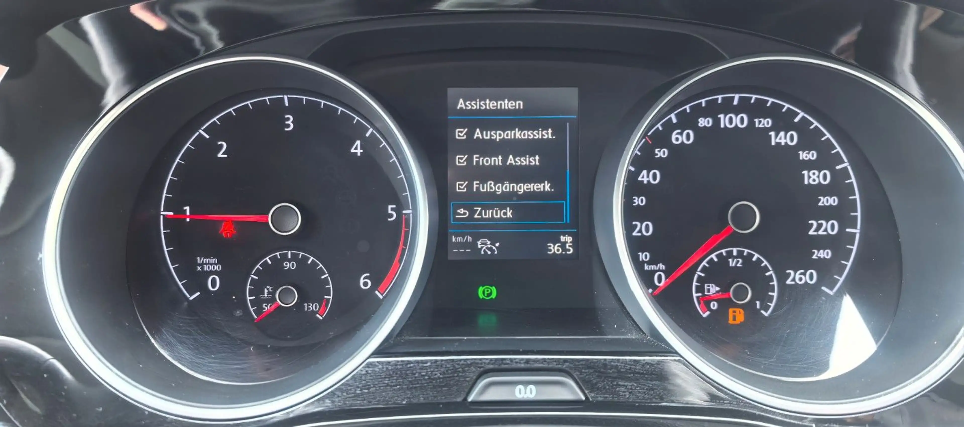 Volkswagen Touran Highline / R-Line / 7-Si — photo 11
