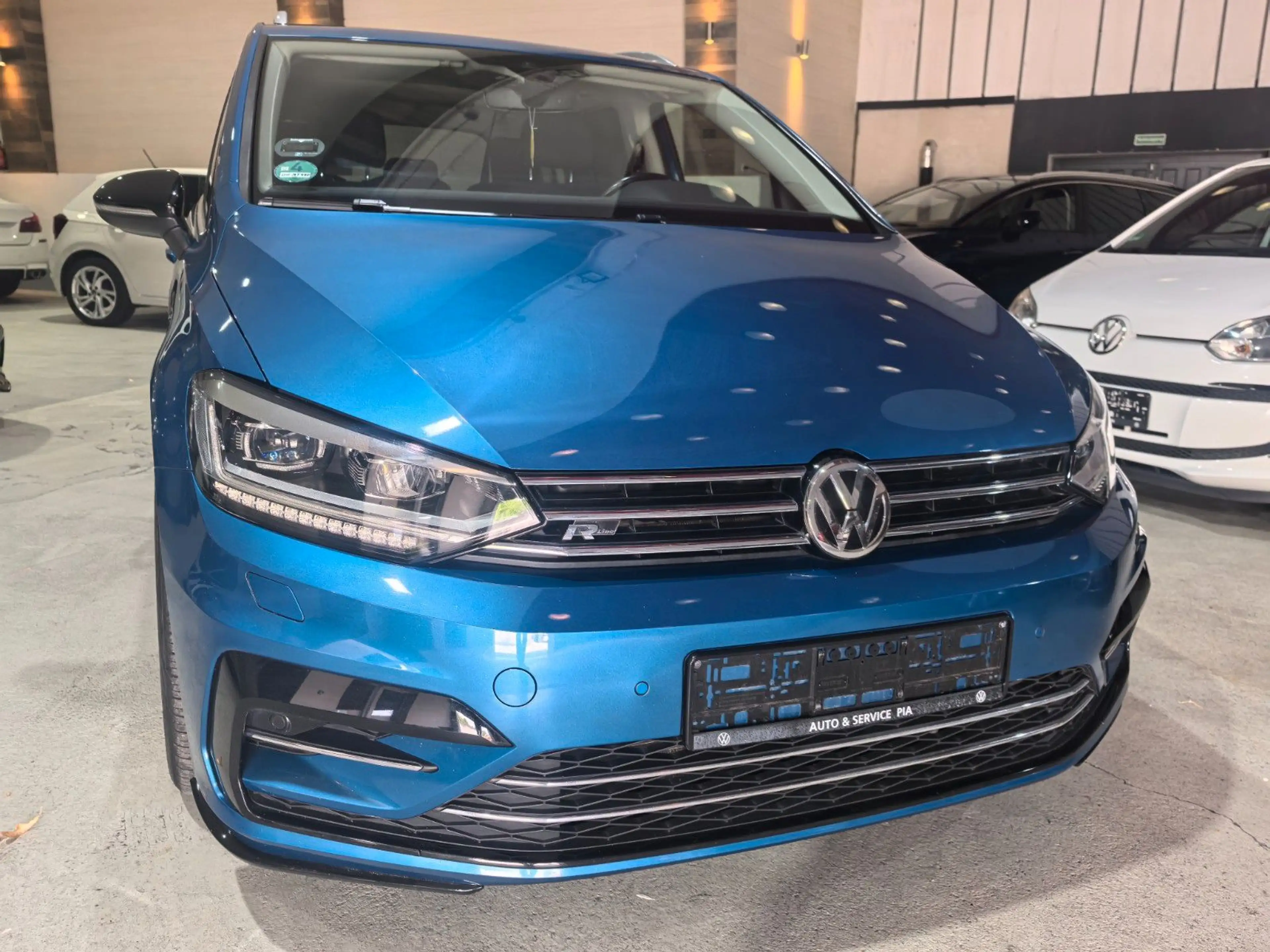 Volkswagen Touran Highline / R-Line / 7-Si — photo 47