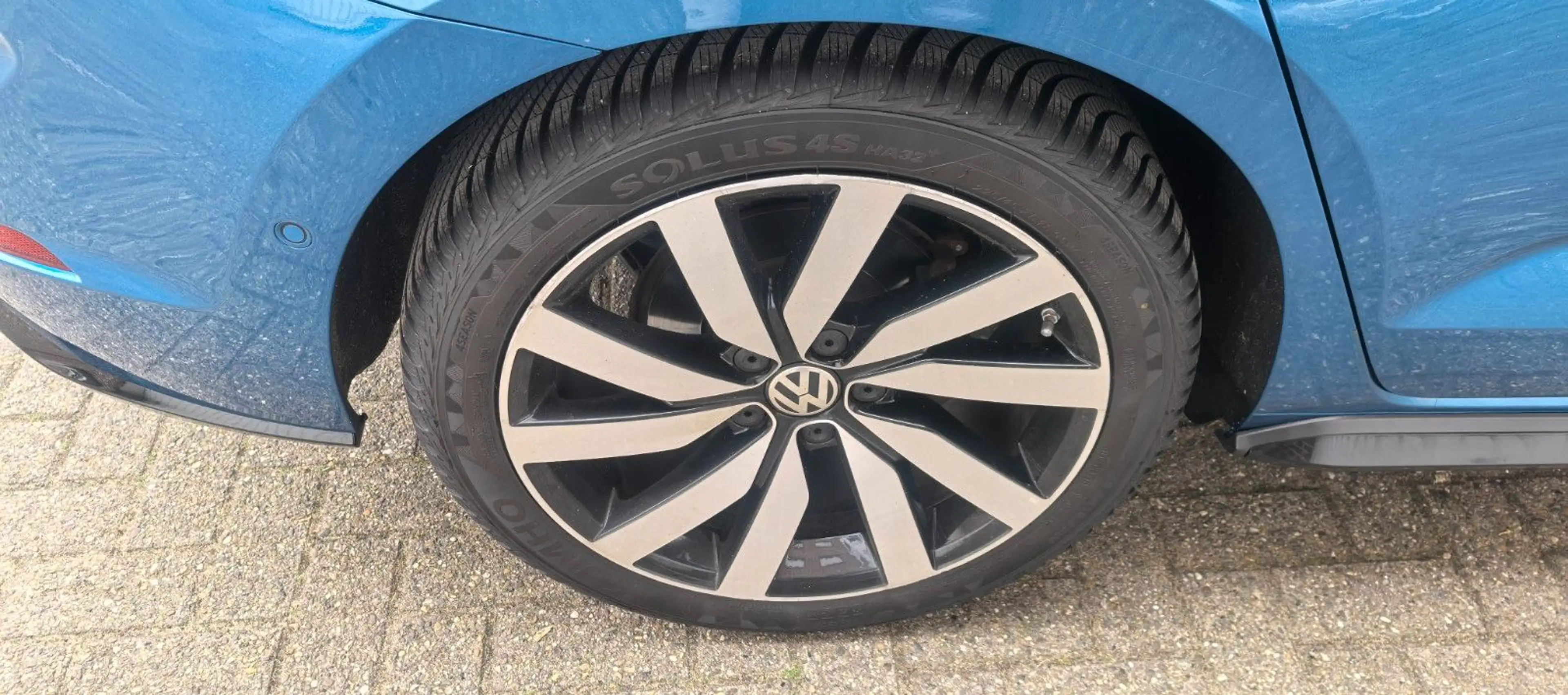 Volkswagen Touran Highline / R-Line / 7-Si — photo 16