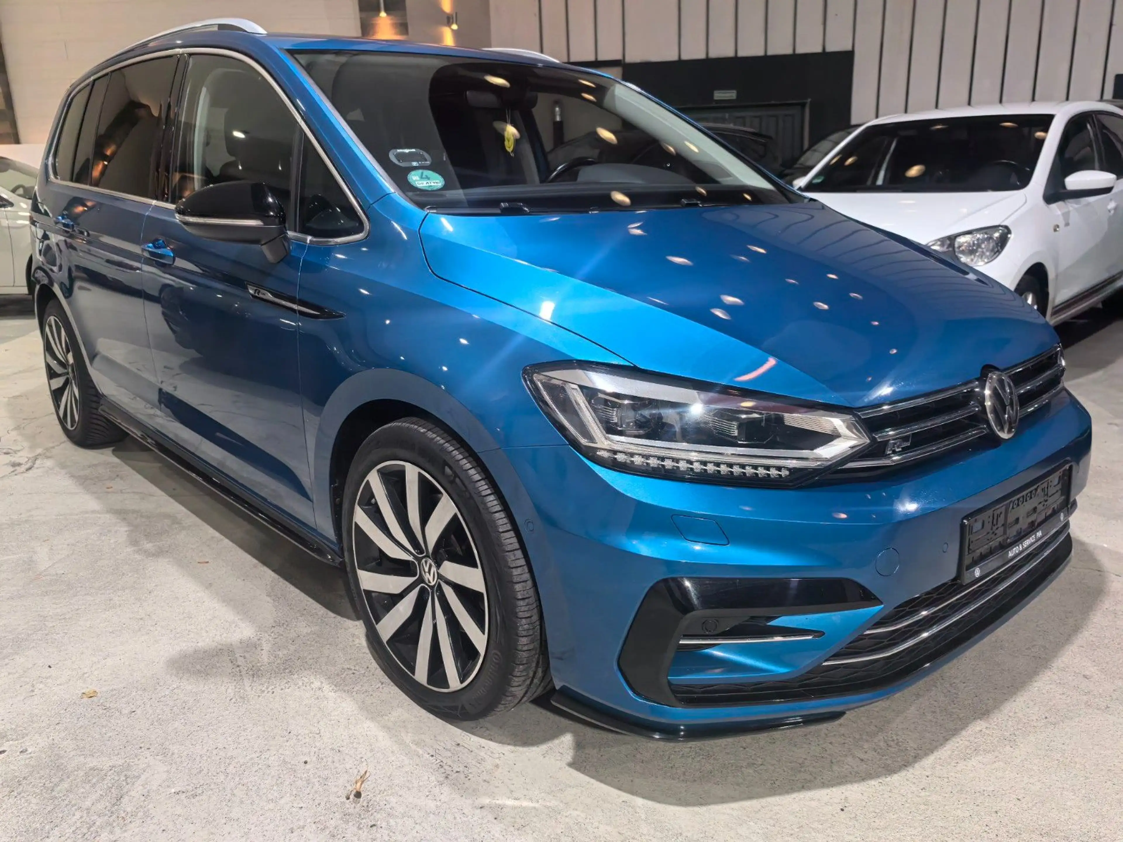 Volkswagen Touran Highline / R-Line / 7-Si — photo 7