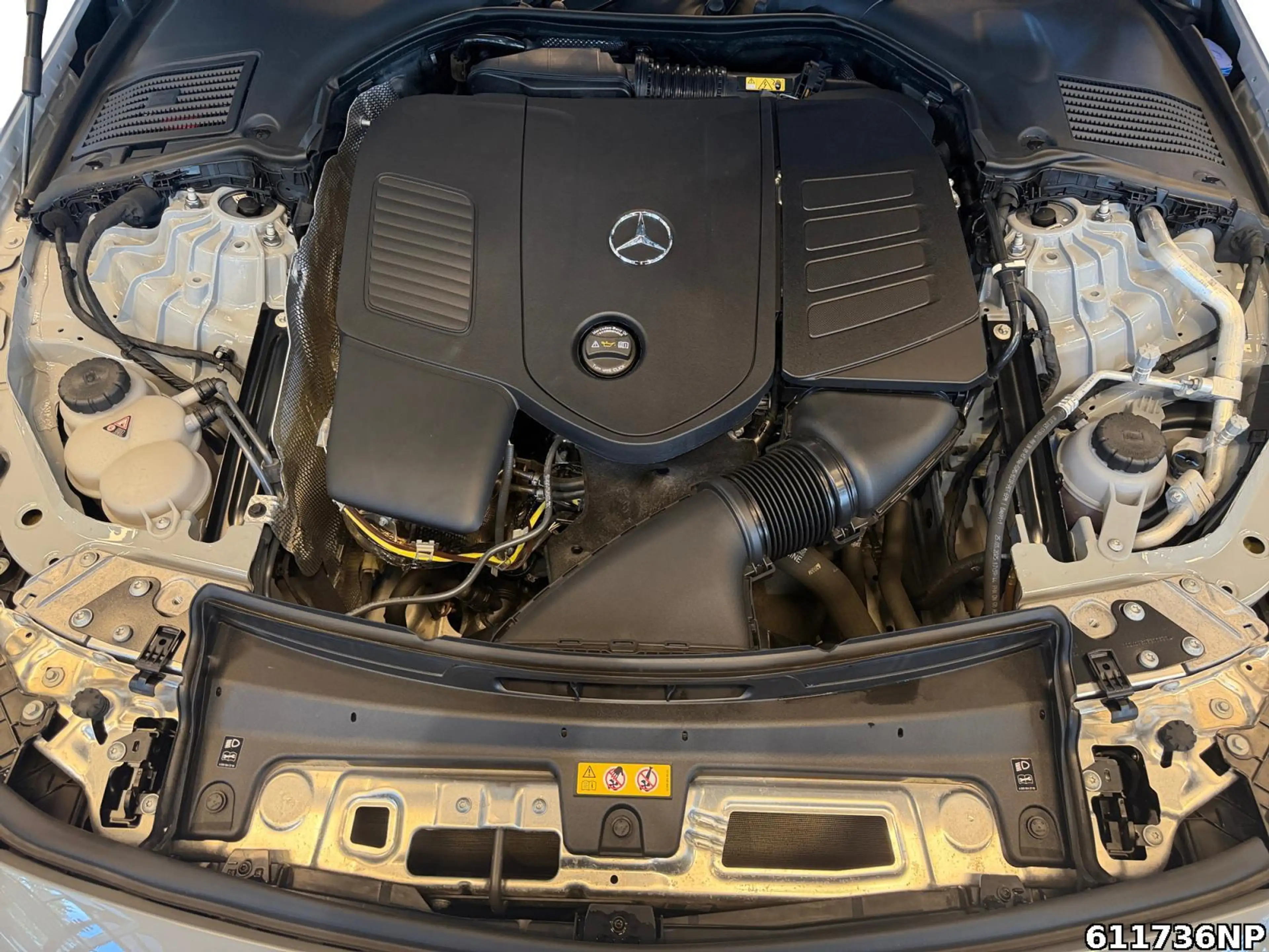 Mercedes-Benz CLE 300 4M AMG Coupé Pano Night Digital-Light — photo 8