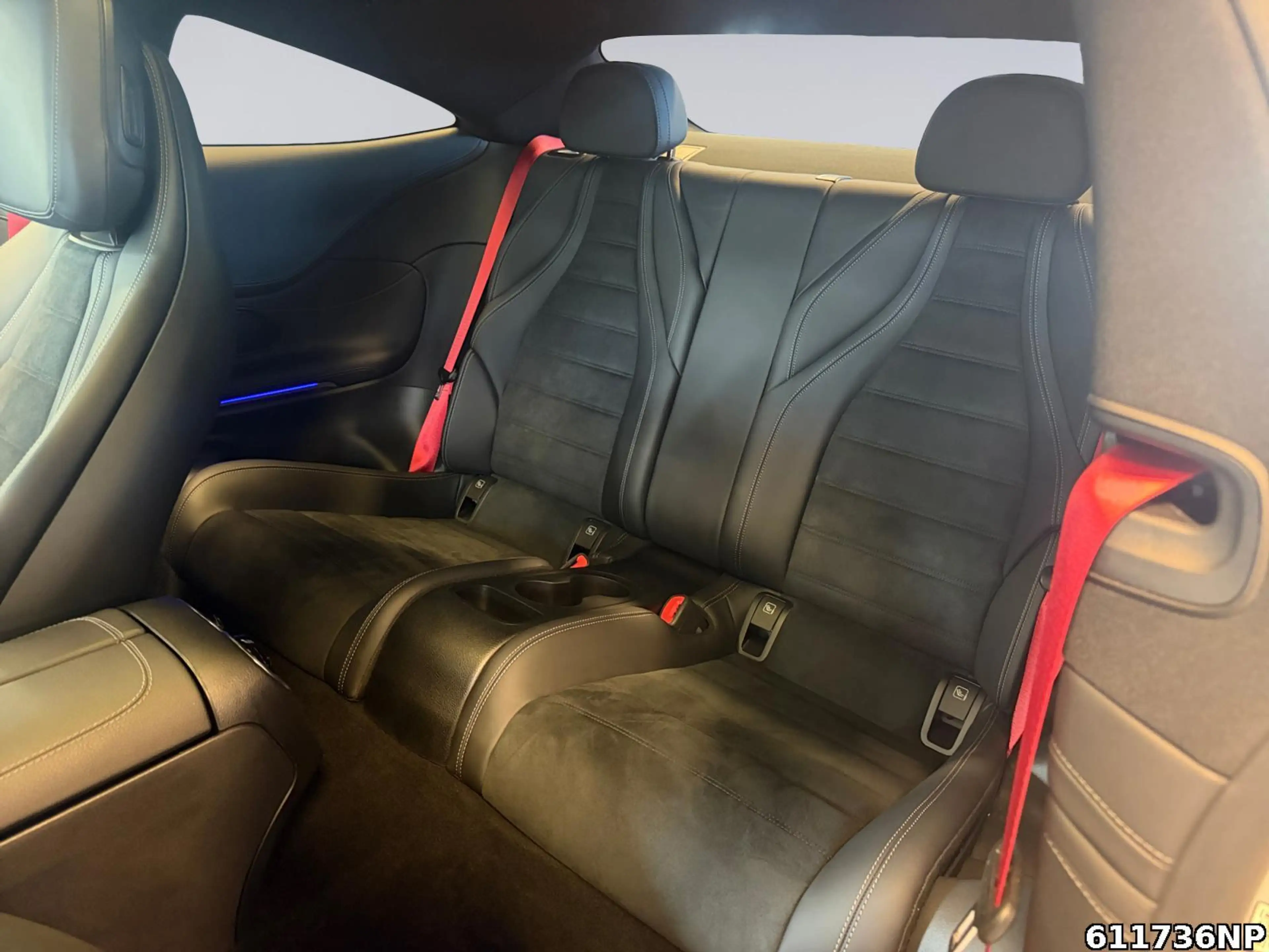 Mercedes-Benz CLE 300 4M AMG Coupé Pano Night Digital-Light — photo 7