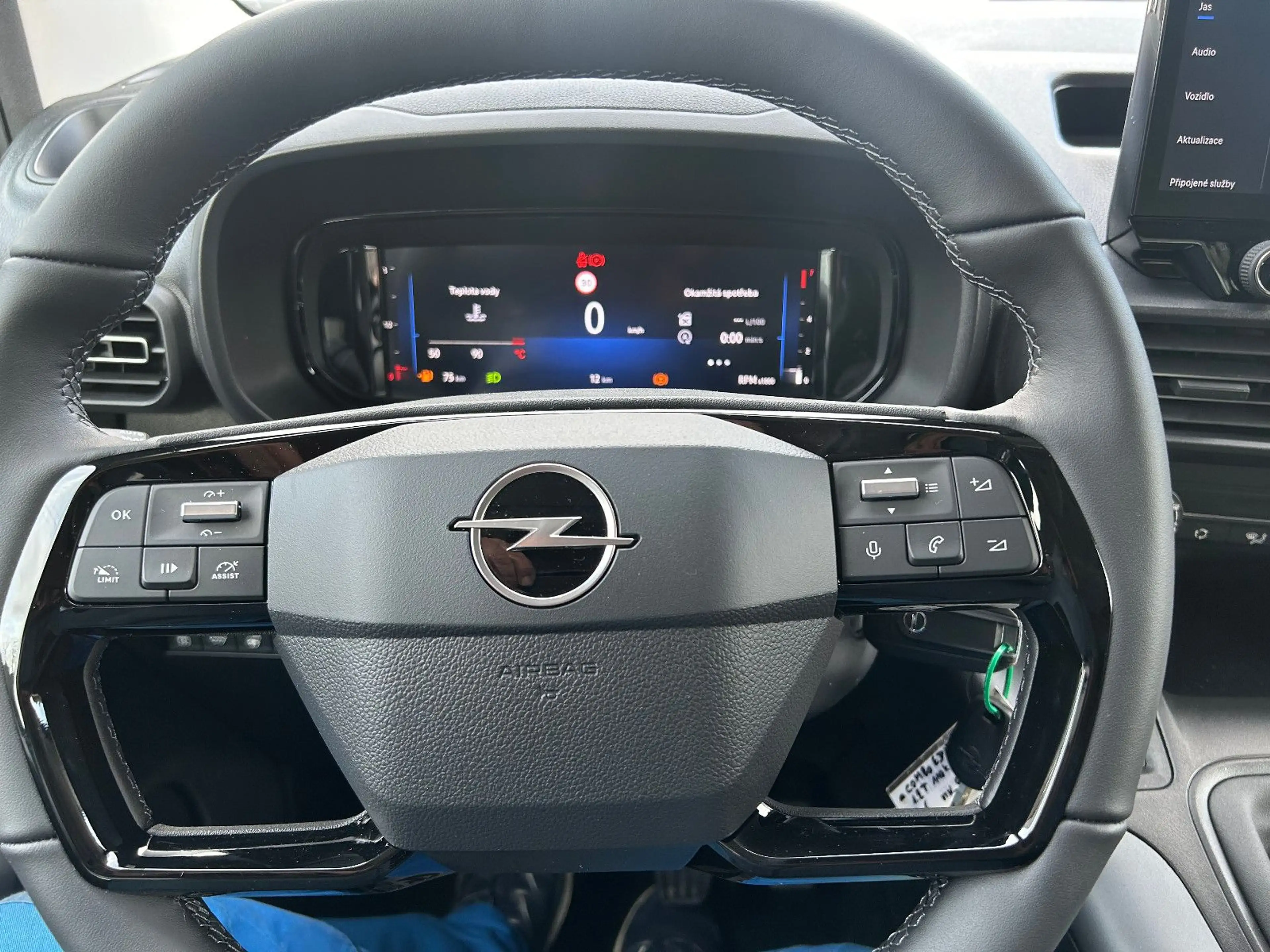 Opel Combo Life SHZ,LHZ,Frontsh.LED,Alu,App,DAB — photo 13