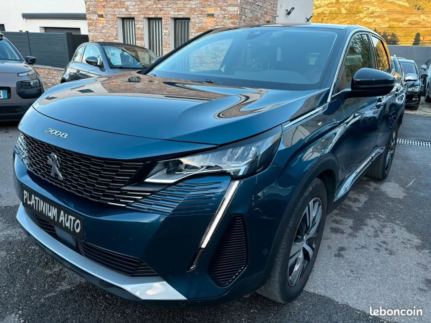 Peugeot 3008 II (2) 1.5 BlueHdi 130 S&S Allure Bleu - 1