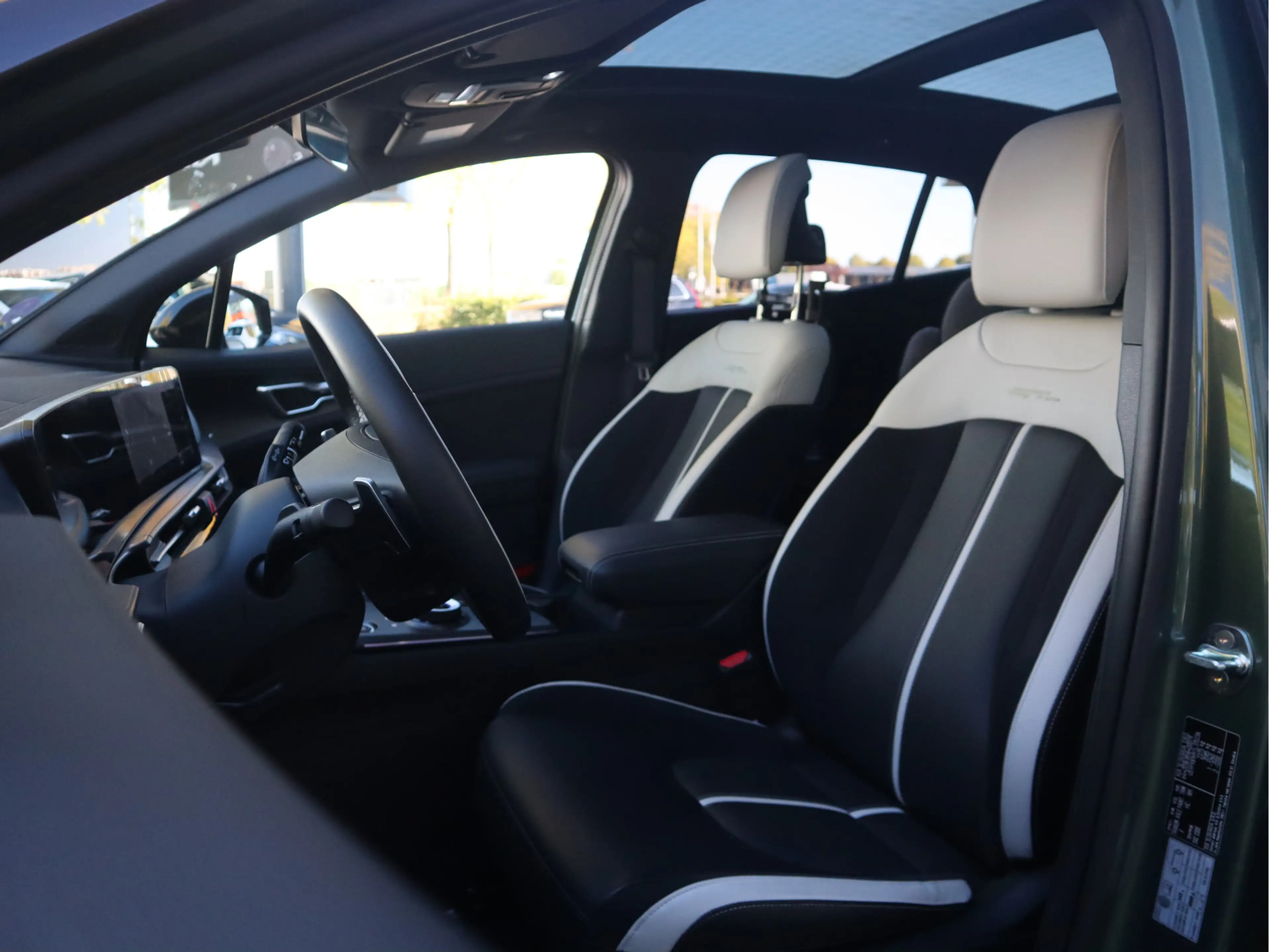 Kia Sportage 1.6 T-GDi PHEV Plug-in Hybrid GT-PlusLine | Full O — photo 23