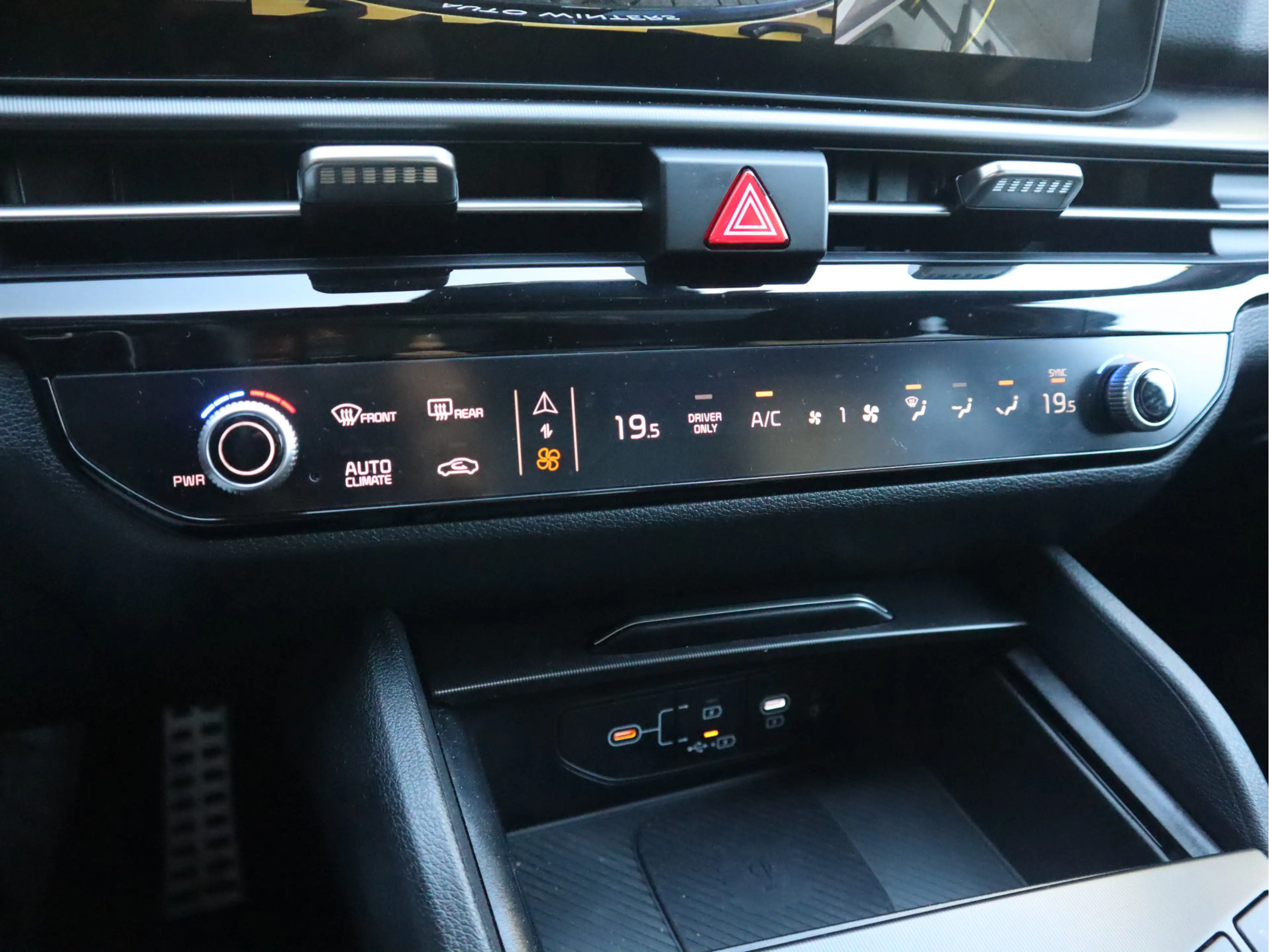 Kia Sportage 1.6 T-GDi PHEV Plug-in Hybrid GT-PlusLine | Full O — photo 18