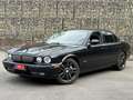 Jaguar XJR 4.2i V8 32v S/C Schwarz - thumbnail 1
