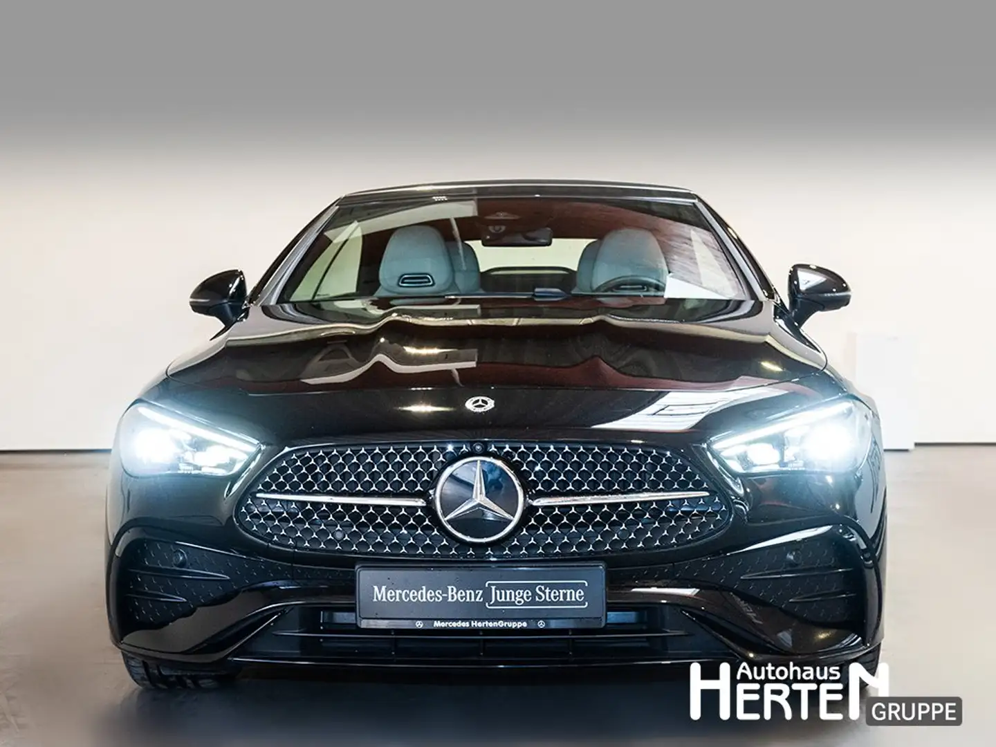 Mercedes-Benz CLE 300 4M+NIGHT+19"+360°+KEYLESS+DIGITAL+MEMORY Schwarz - 2