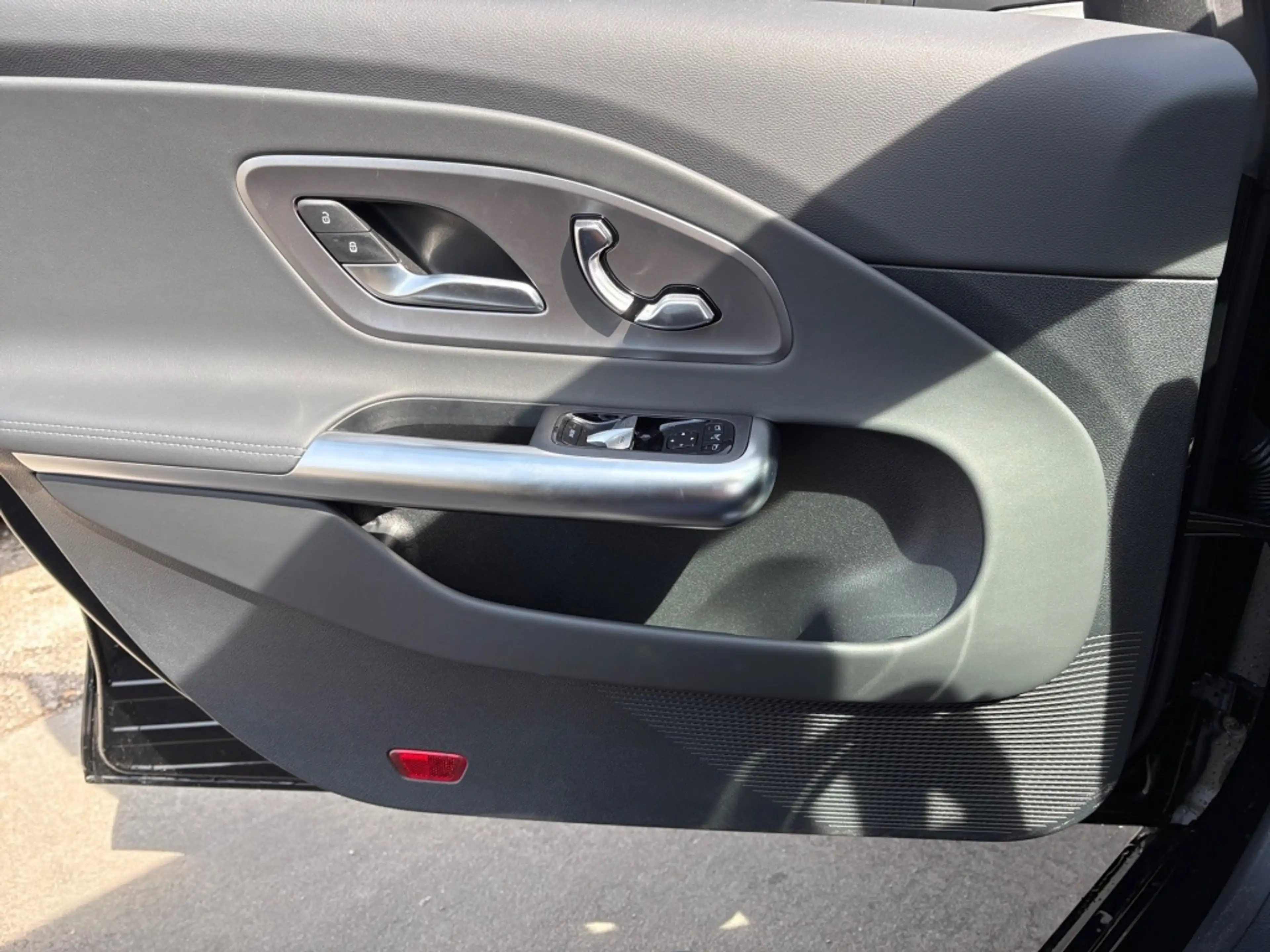 Mercedes-Benz CLA 200 Progressive+Pano+DISTRON+KEYLESS+MemoryP — photo 14