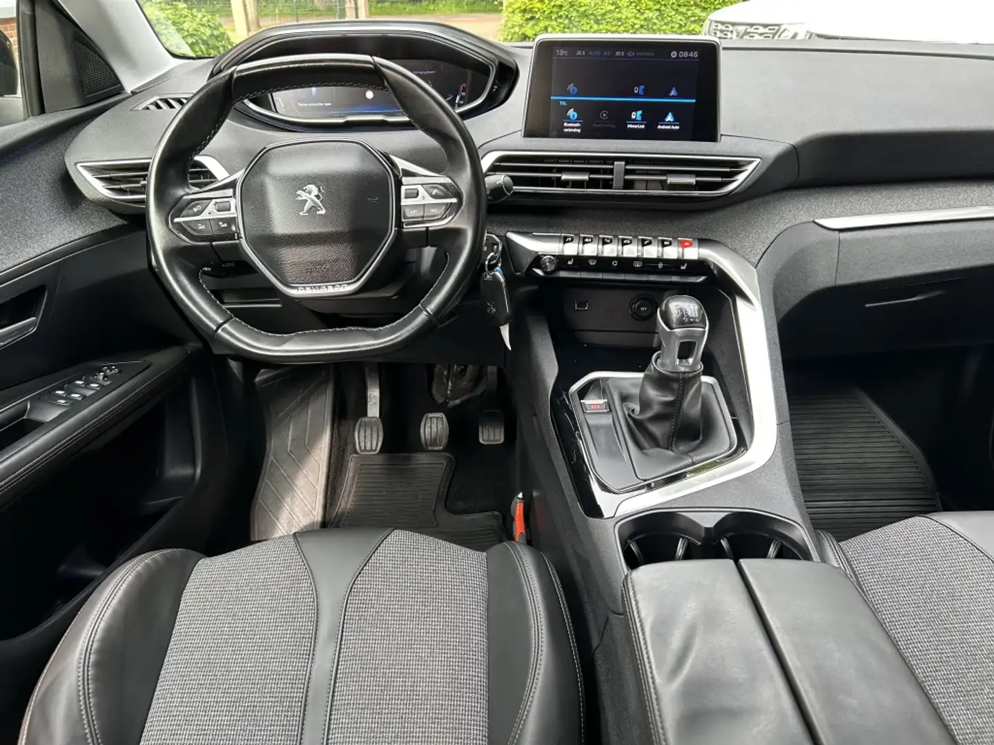 Peugeot 3008 1.2 130pk Allure Carplay, Trekhaak Schwarz - 2