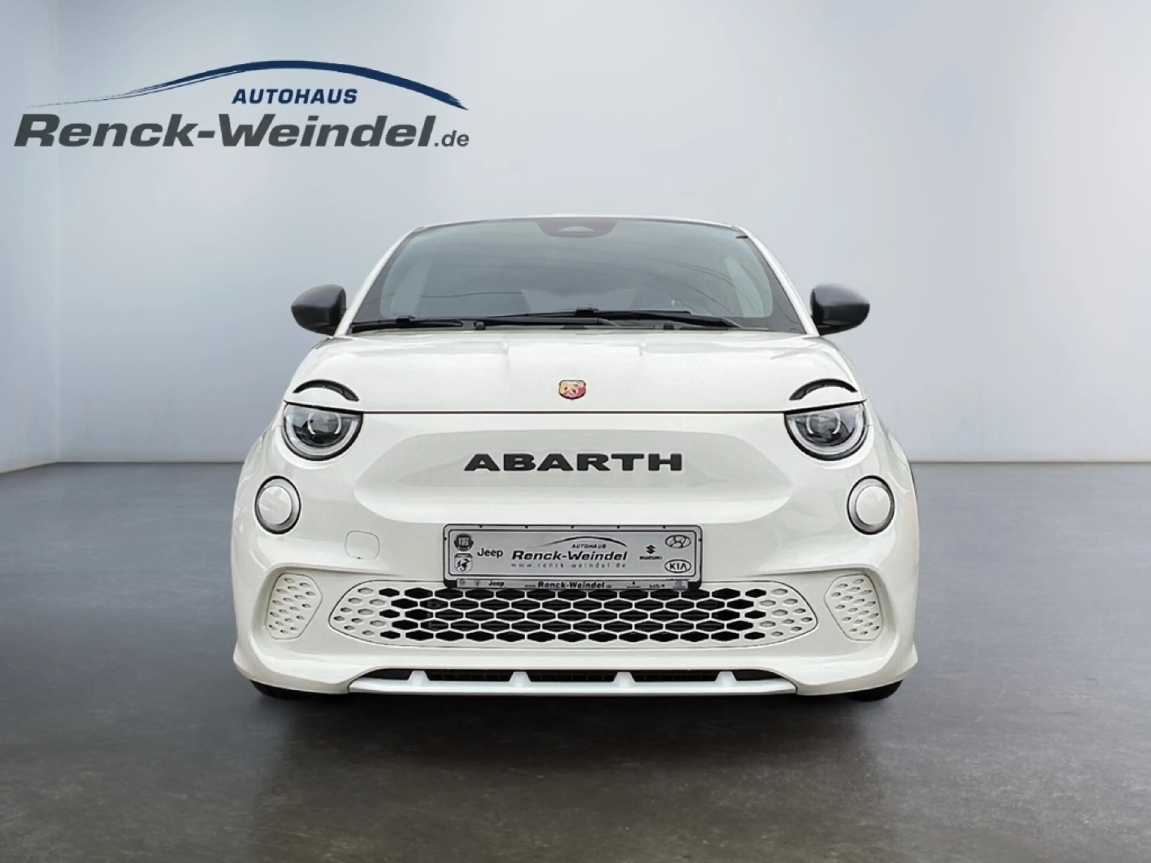 Abarth 500 E Navi Klimaautom PDC Apple CarPlay Android Auto T — photo 8