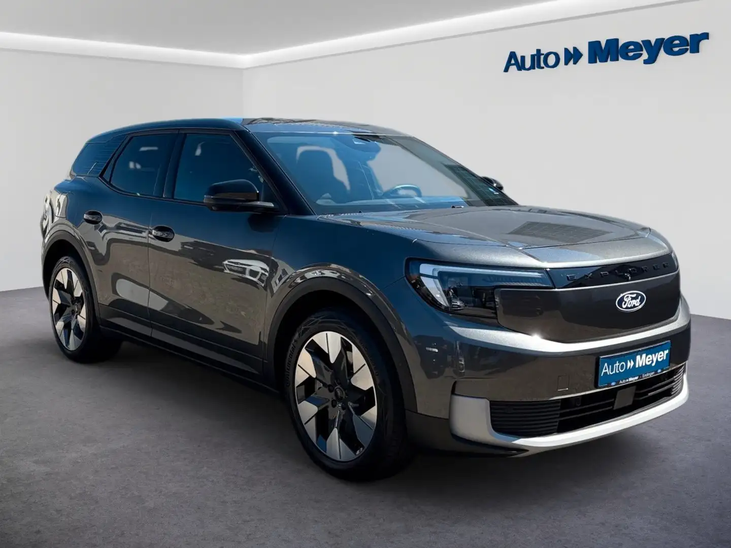 Ford Explorer EV 77 kWh Extended Range PREMIUM |WP| Grau - 2