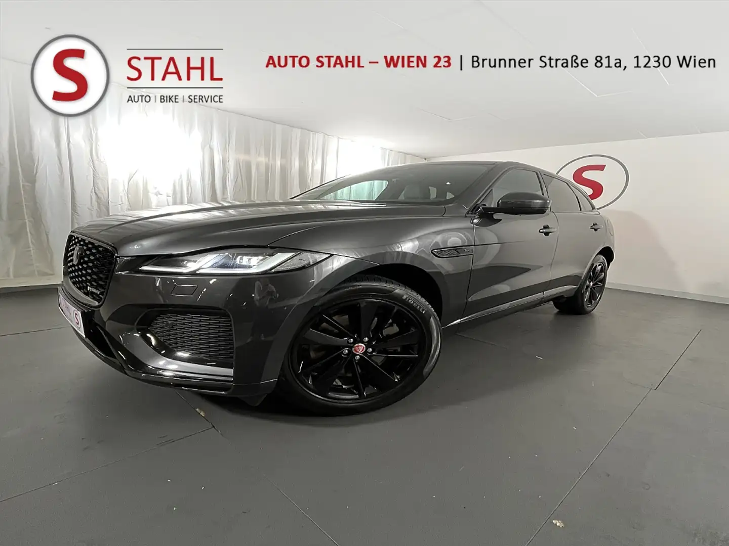 Jaguar F-Pace R-Dynamic SE P400e Aut. | Auto Stahl Wien 23 Grau - 1
