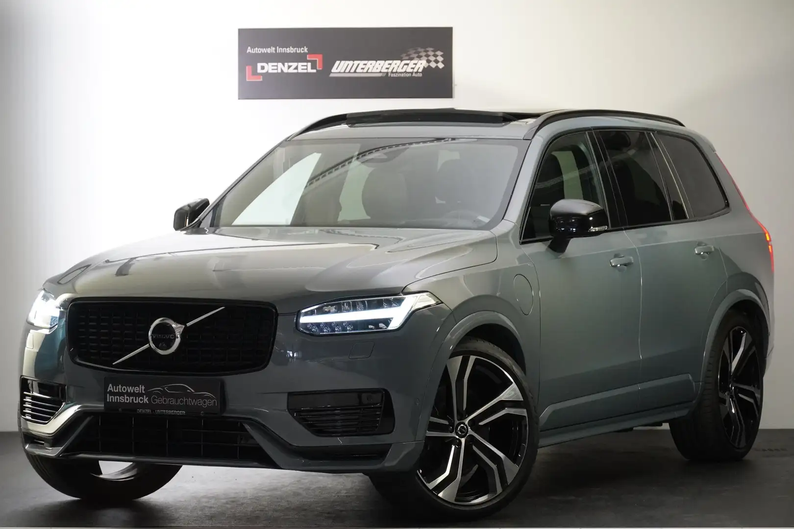 Volvo XC90 T8 AWD Recharge PHEV Ultimate Dark Geartronic Grau - 1