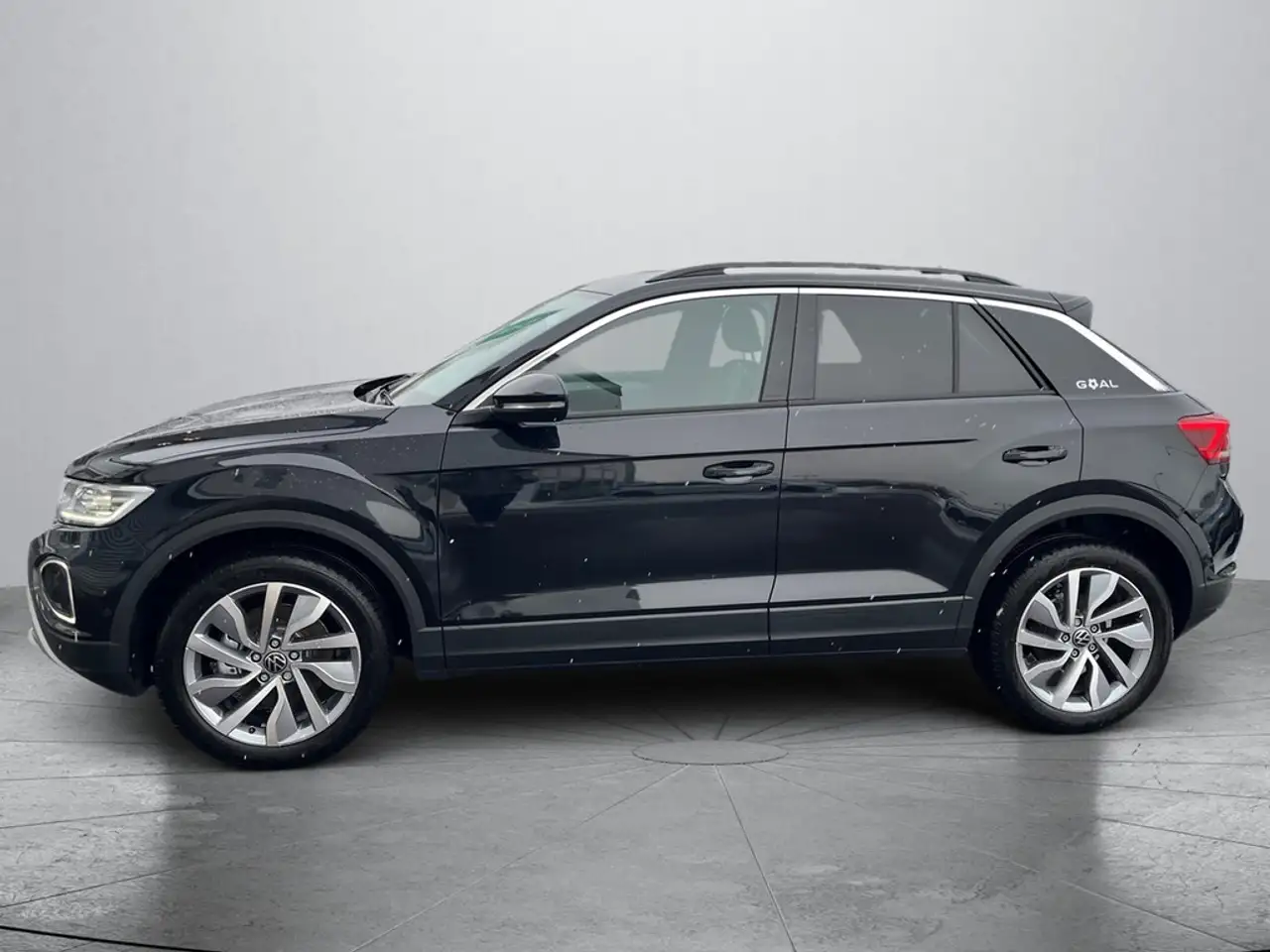 Volkswagen T-Roc 2.0 l TDI DSG Goal AHK 4