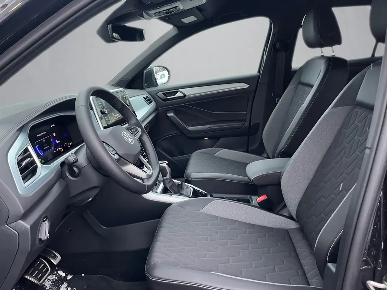 Volkswagen T-Roc 2.0 l TDI DSG Goal AHK 7