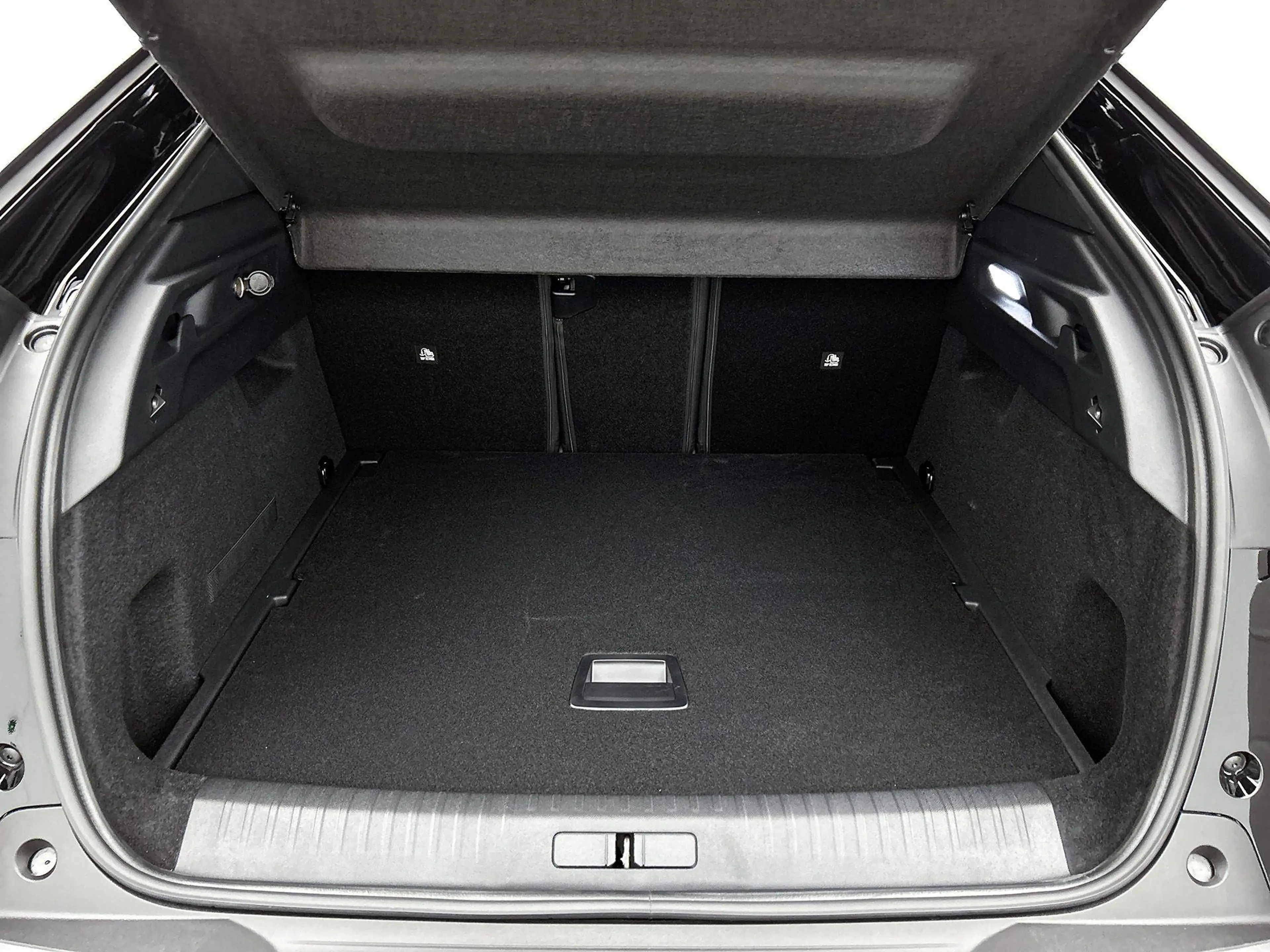 Peugeot 3008 e-3008 GT Long Range 230 97 kWh — photo 15