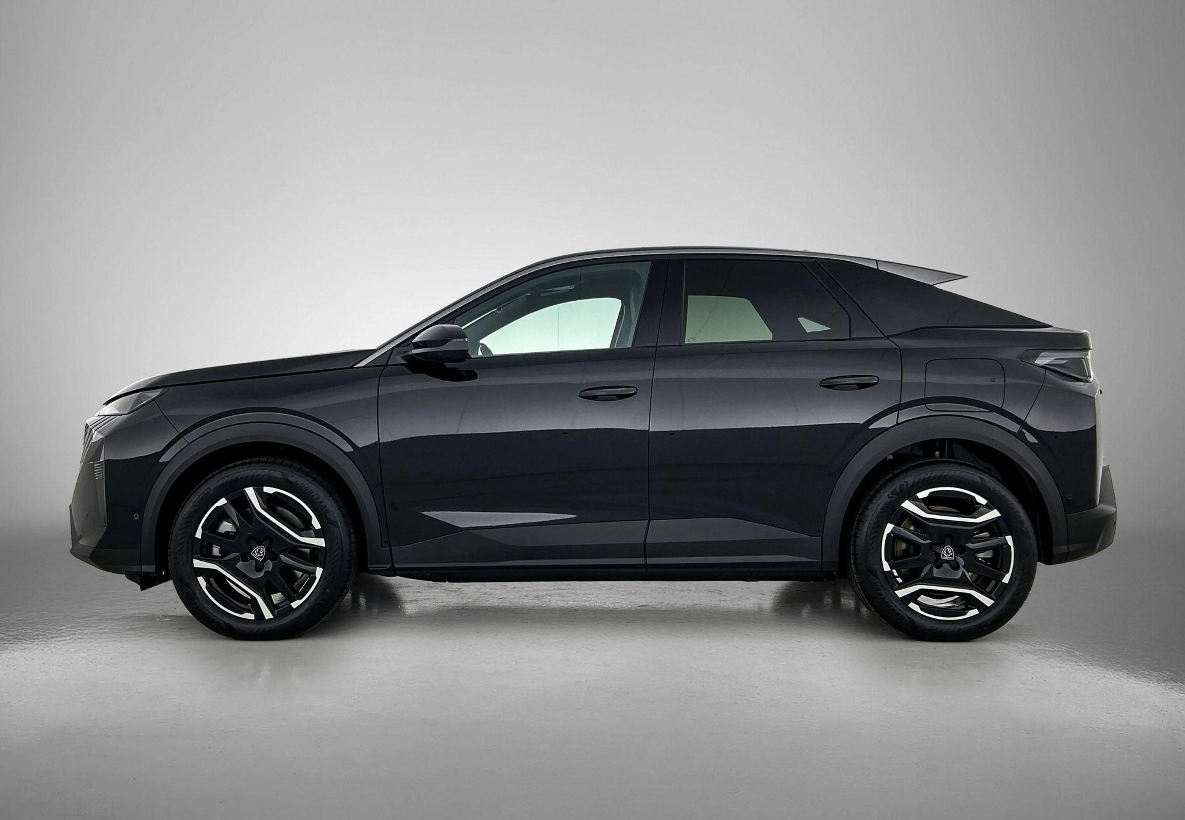 Peugeot 3008 e-3008 GT Long Range 230 97 kWh — photo 5