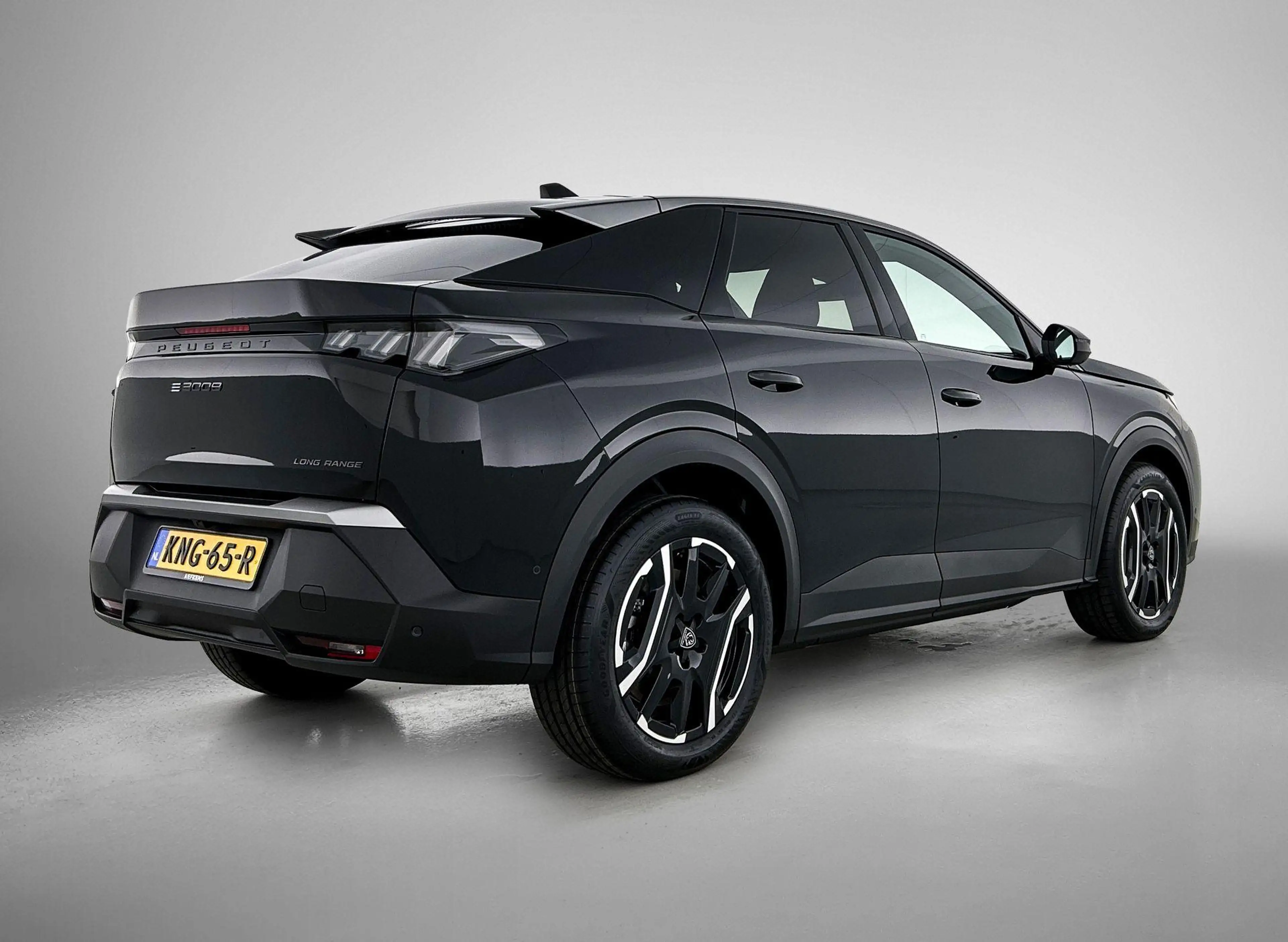 Peugeot 3008 e-3008 GT Long Range 230 97 kWh — photo 8