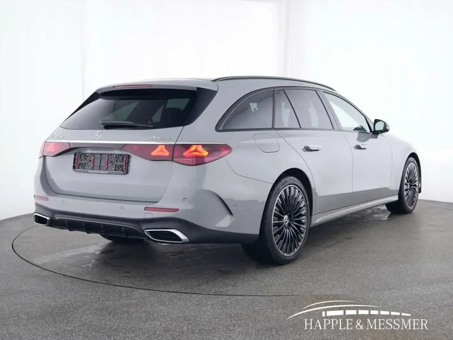 Mercedes-Benz E 300 E 300 de 4M T-Modell AMG Line/Pano/AHK Gris - 2