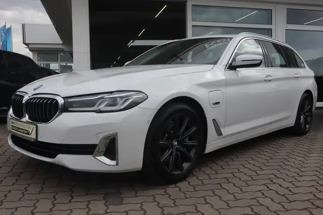 Bmw 530 e xDrive Touring Head Up/DAB/WLAN/Pano.Dach