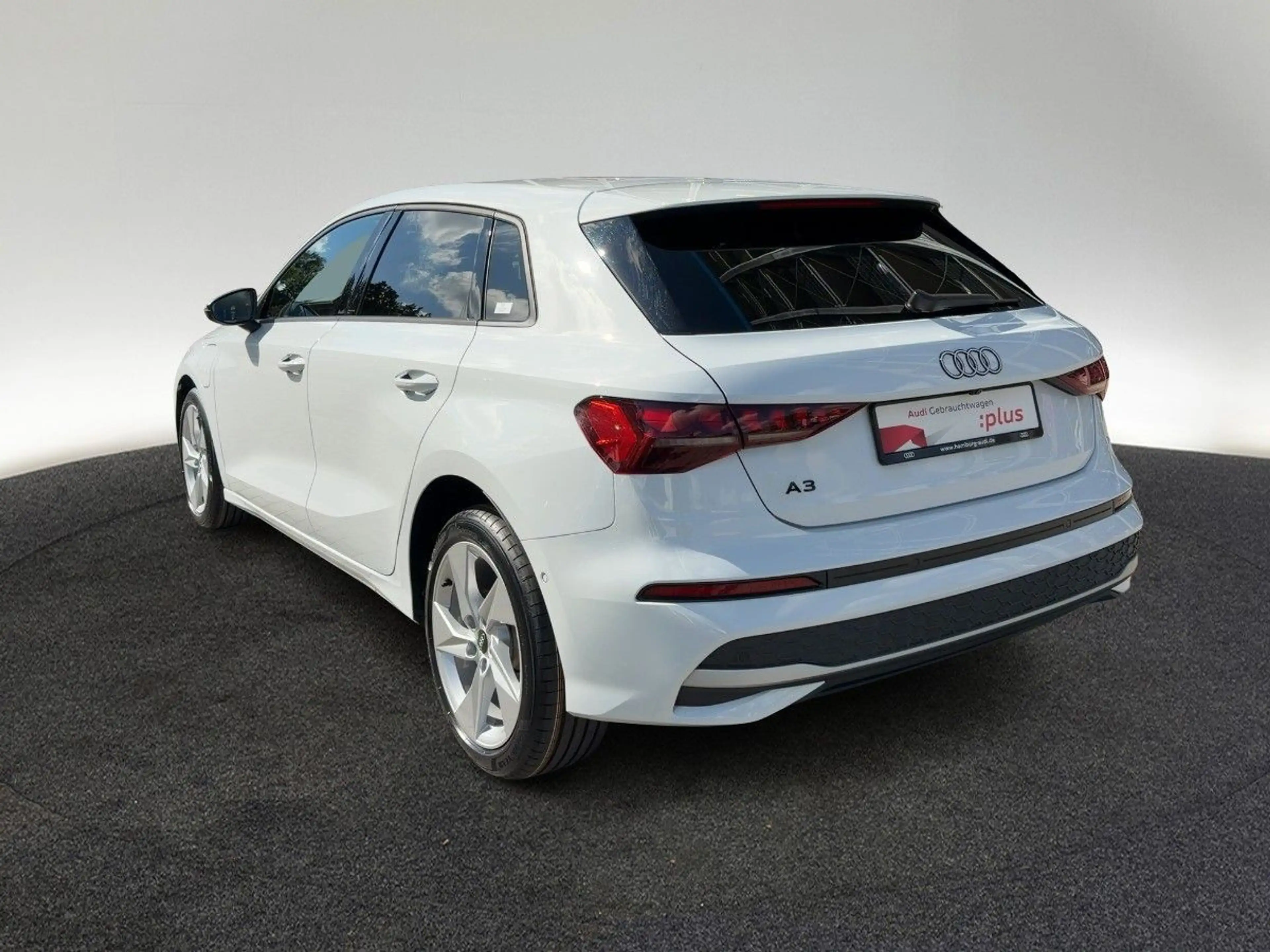 Audi A3 40 TFSI e advanced S tronic LED Sou — photo 3