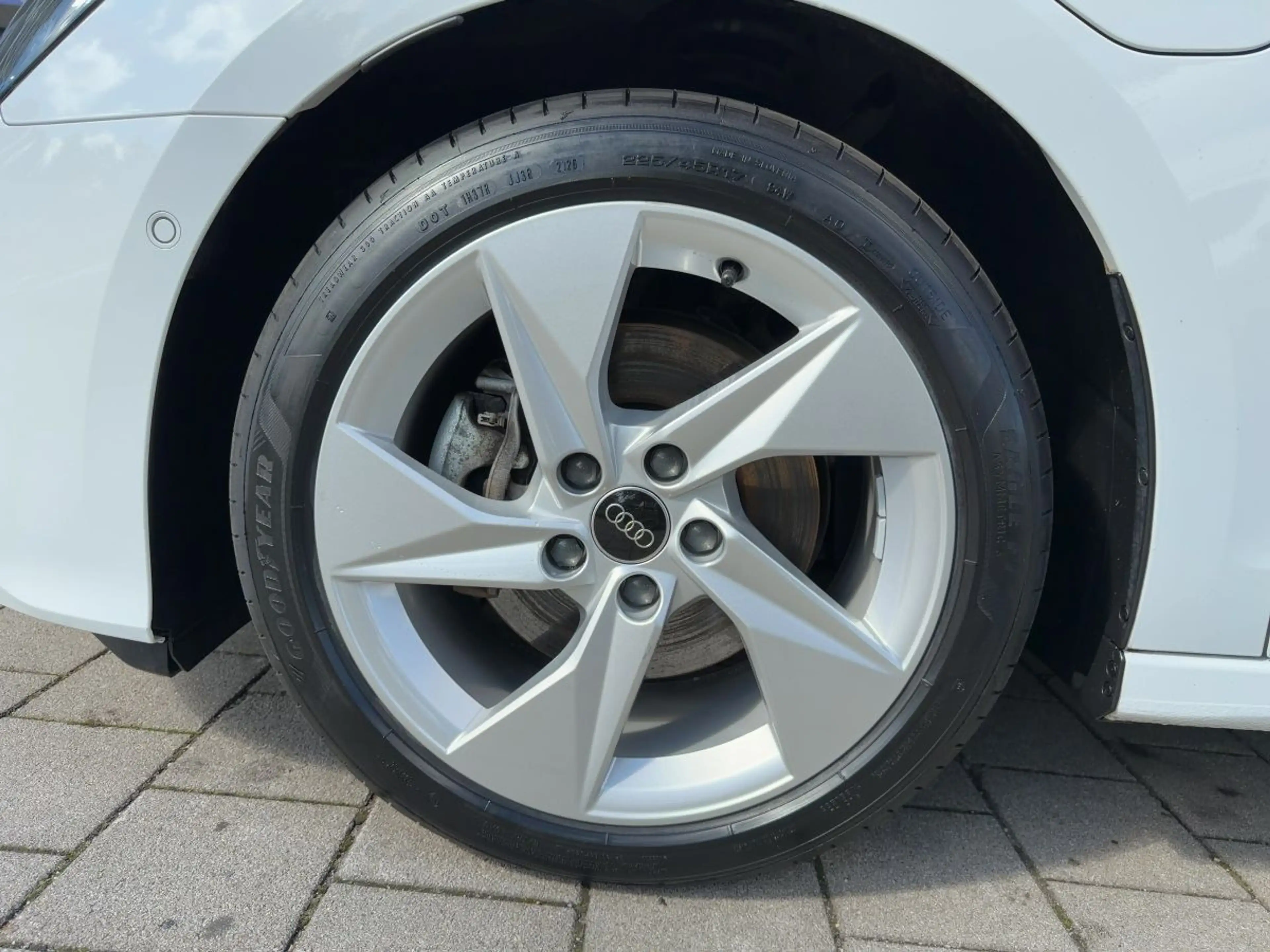 Audi A3 40 TFSI e advanced S tronic LED Sou — photo 15
