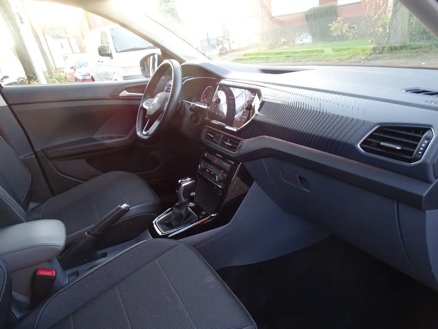 Volkswagen T-Cross Style Highline Paket PDC WSR SZ Grau - 2