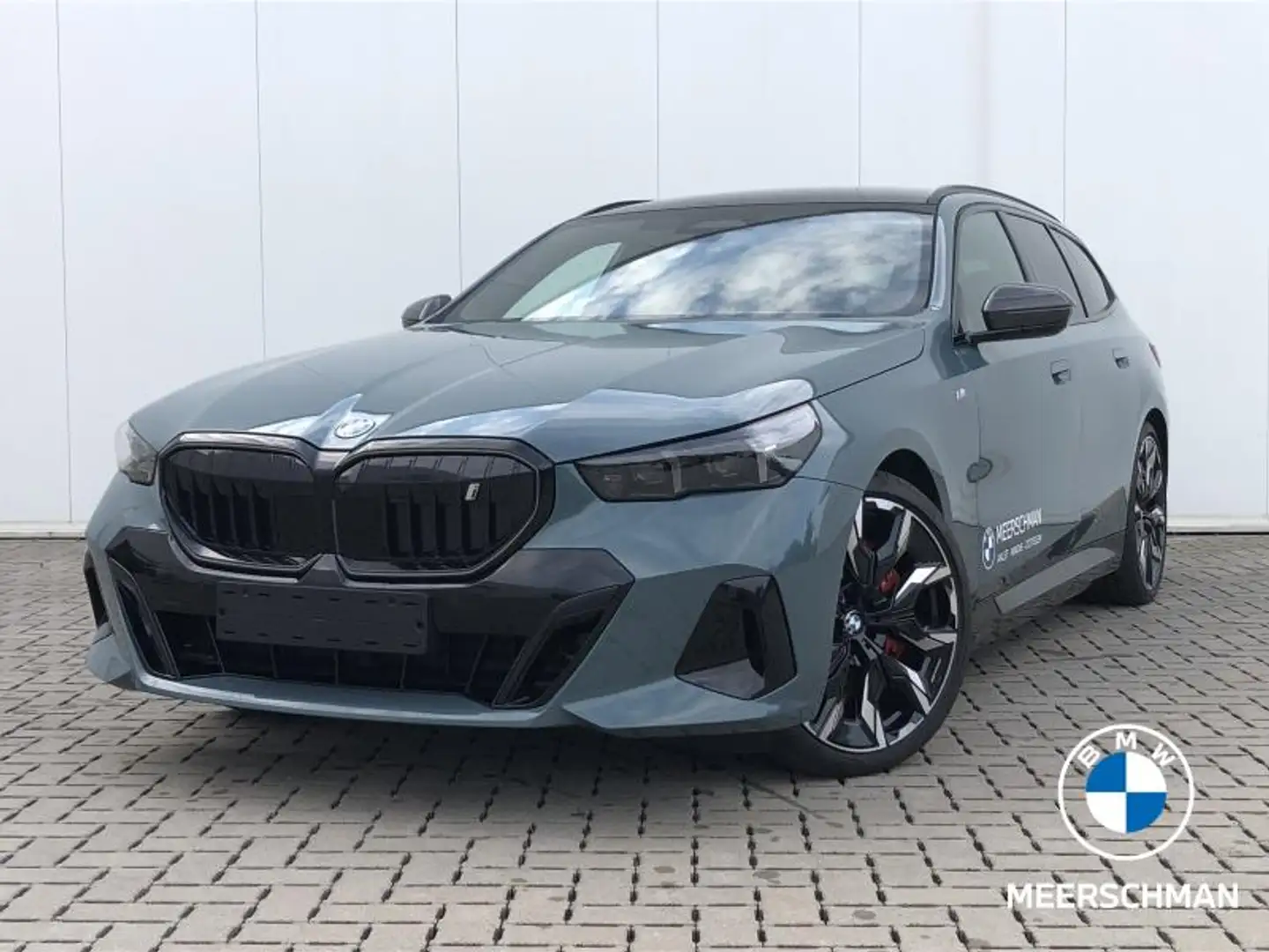 BMW i5 Touring Vert - 1